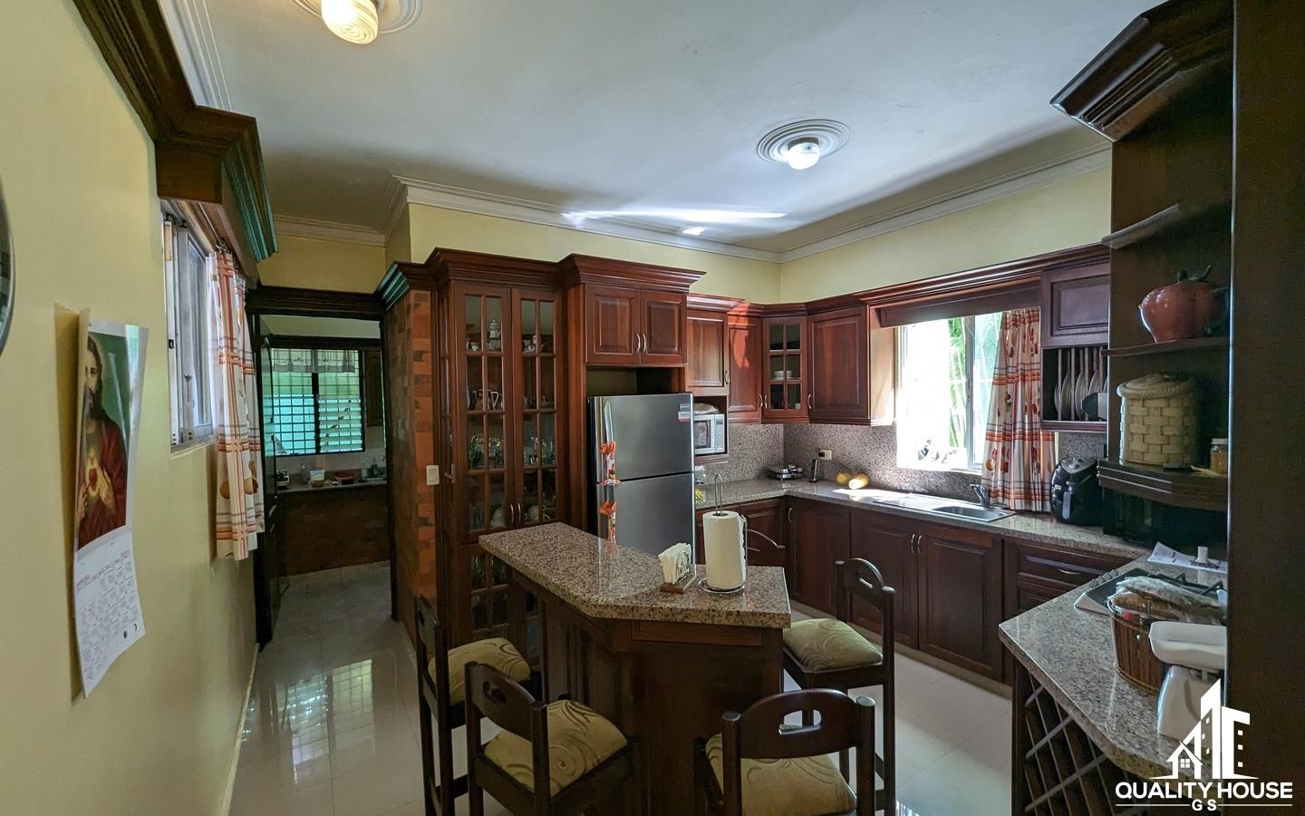 Casa de oportunidad para la familia en Los Tres Ojos Avenida Charles d Foto 7280055-11.jpg