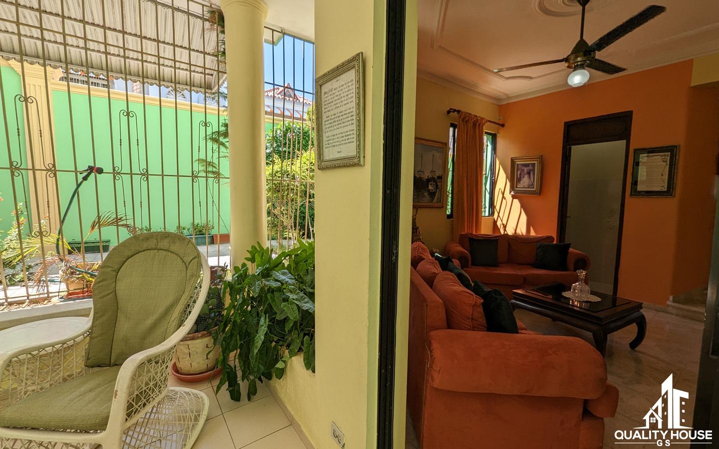 Casa de oportunidad para la familia en Los Tres Ojos Avenida Charles d Foto 7280055-12.jpg