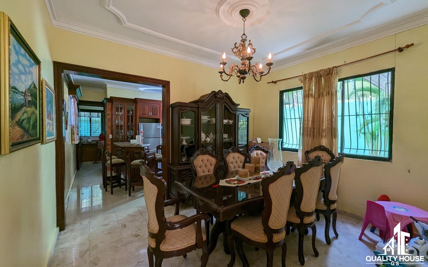 Casa de oportunidad para la familia en Los Tres Ojos Avenida Charles d Foto 7280055-9.jpg