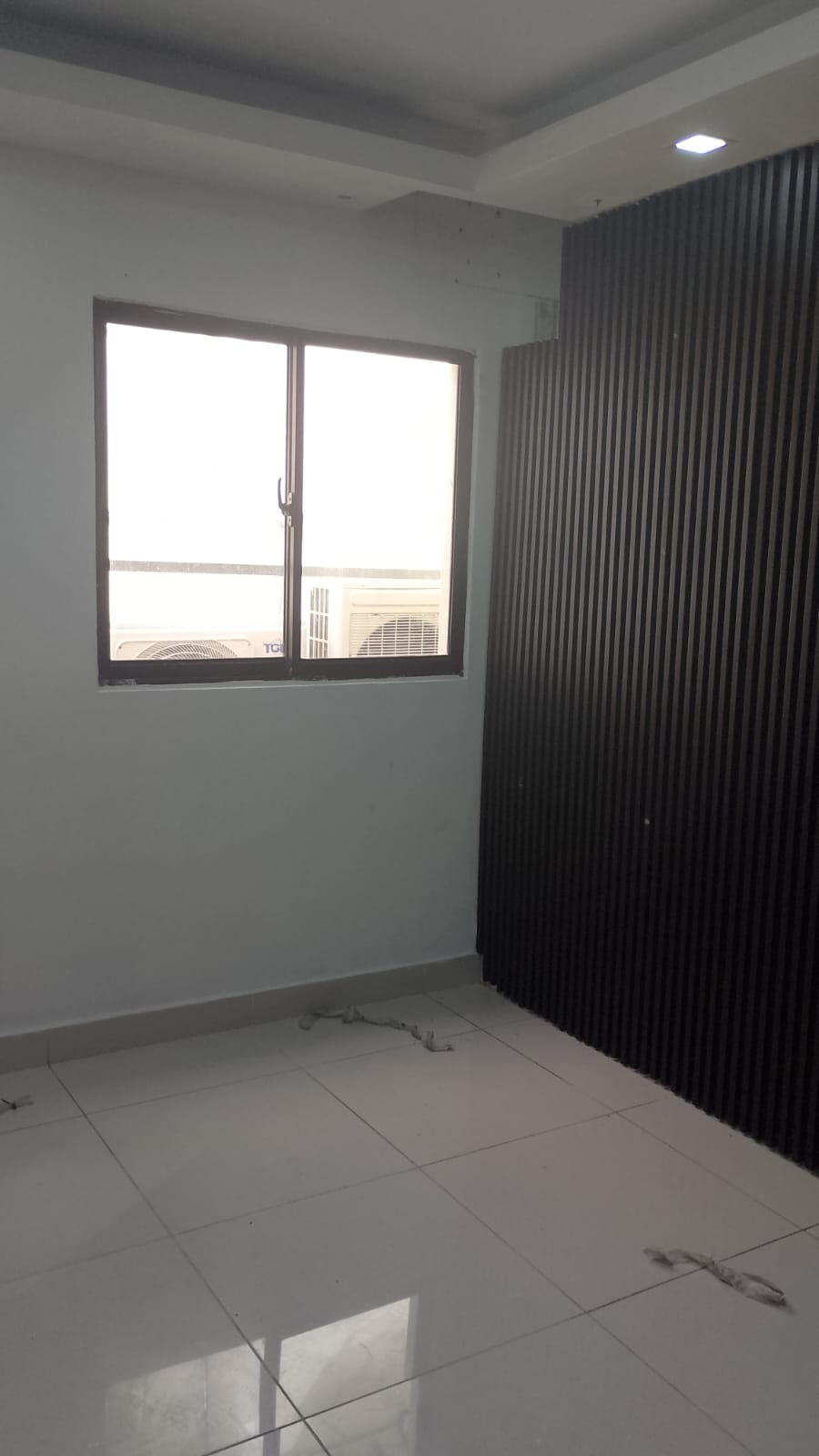 Alquilo Local Comercial Preparado para dealer de Vehículo ubicado en e Foto 7280126-3.jpg