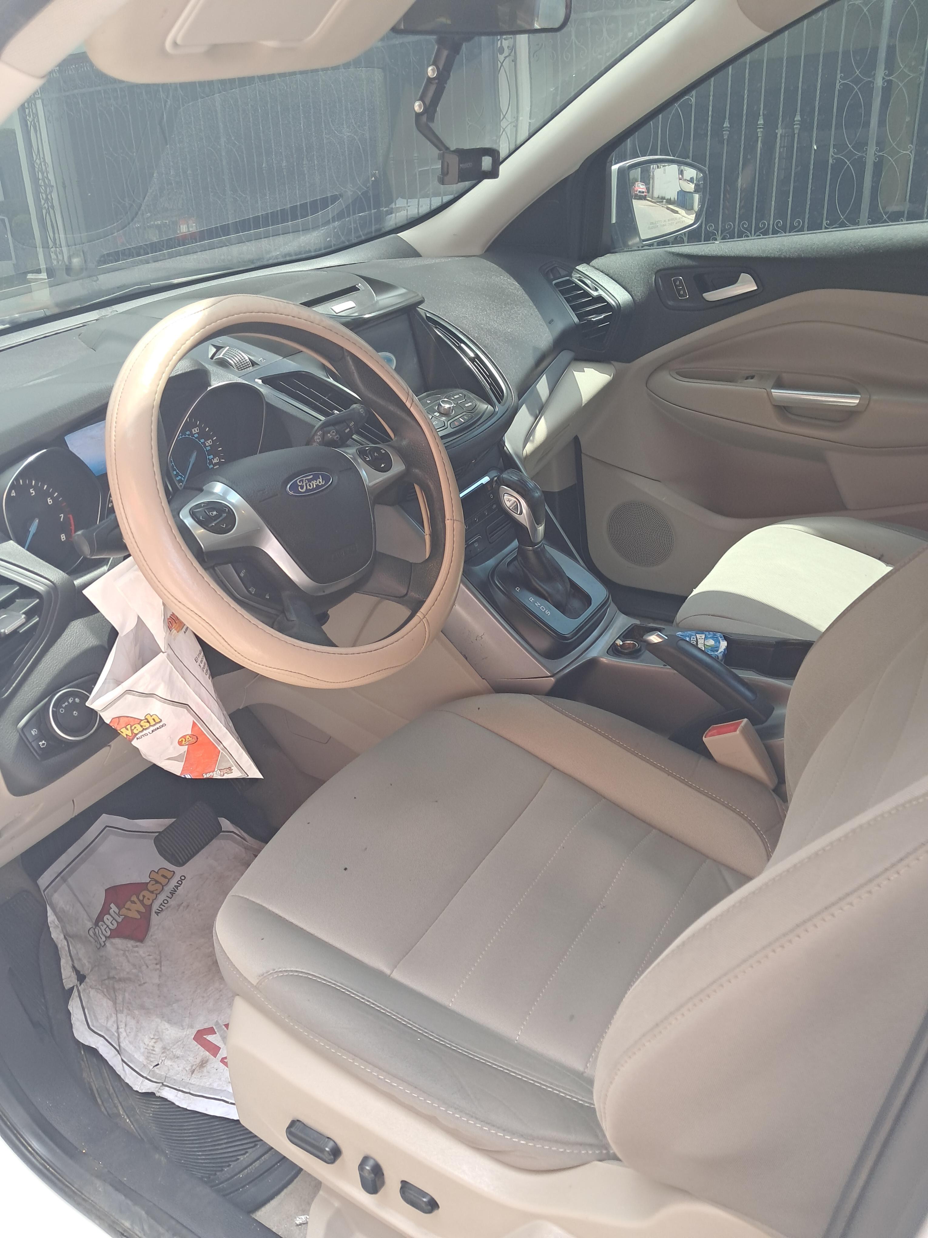 Vendo Ford escape 2016 Foto 7280599-3.jpg