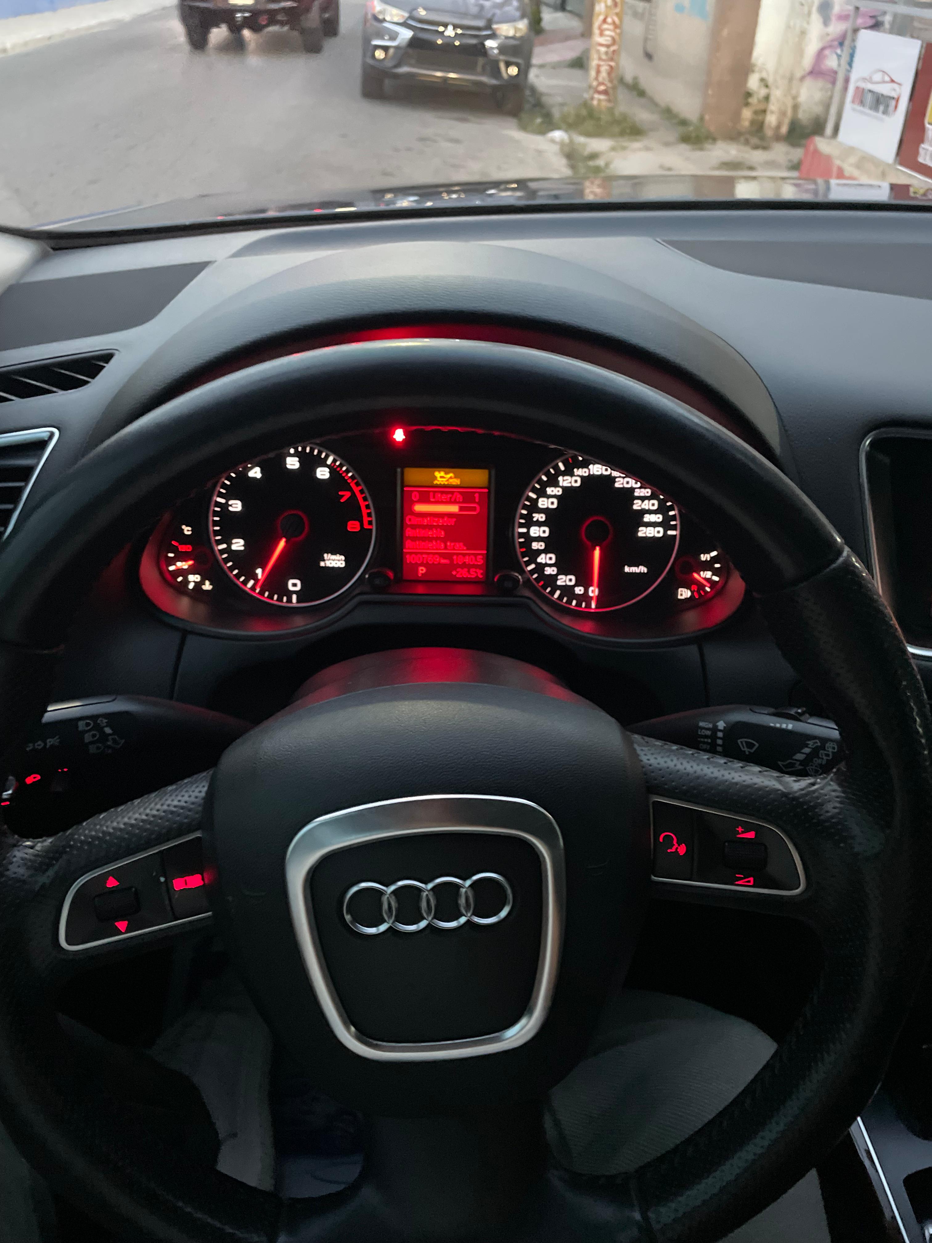 AUDI Q5 2.0T - 2011 TOTALMENTE NUEVA NO TIENE DETALLES placa G246707 Foto 7280614-11.jpg