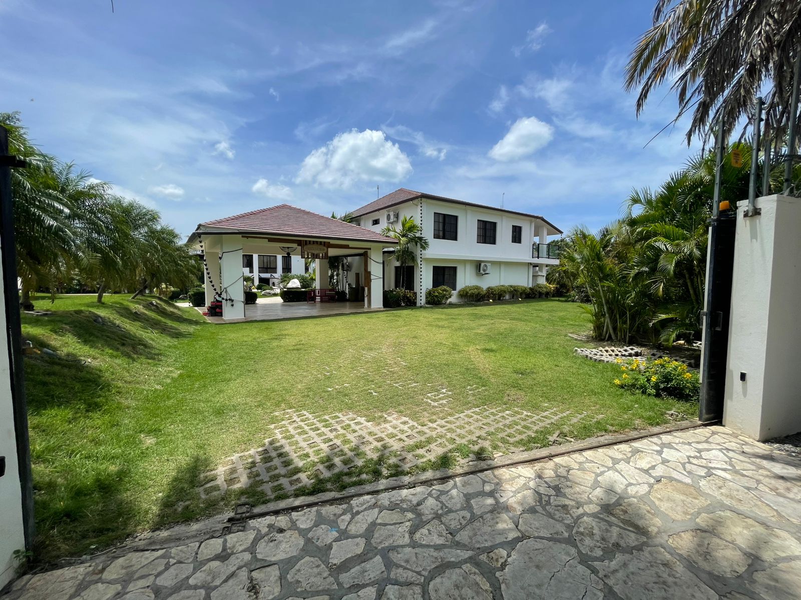 Paraíso finca de 20 tareas agrícolas con Lujosa Casa campestre amuebla Foto 7280624-4.jpg