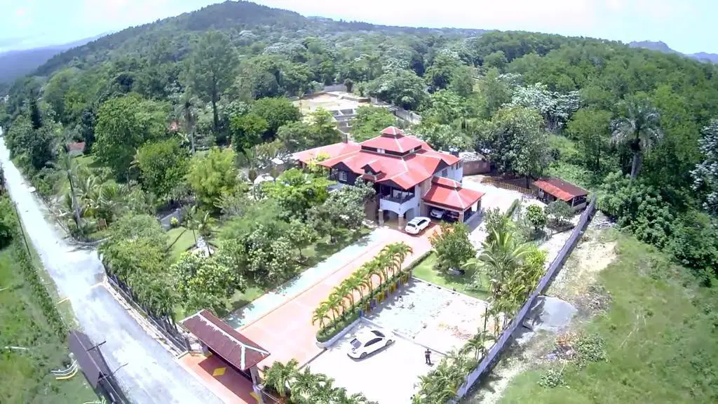 Para los amantes de la naturaleza finca de 6 tareas recreativas con ex Foto 7280626-2.jpg