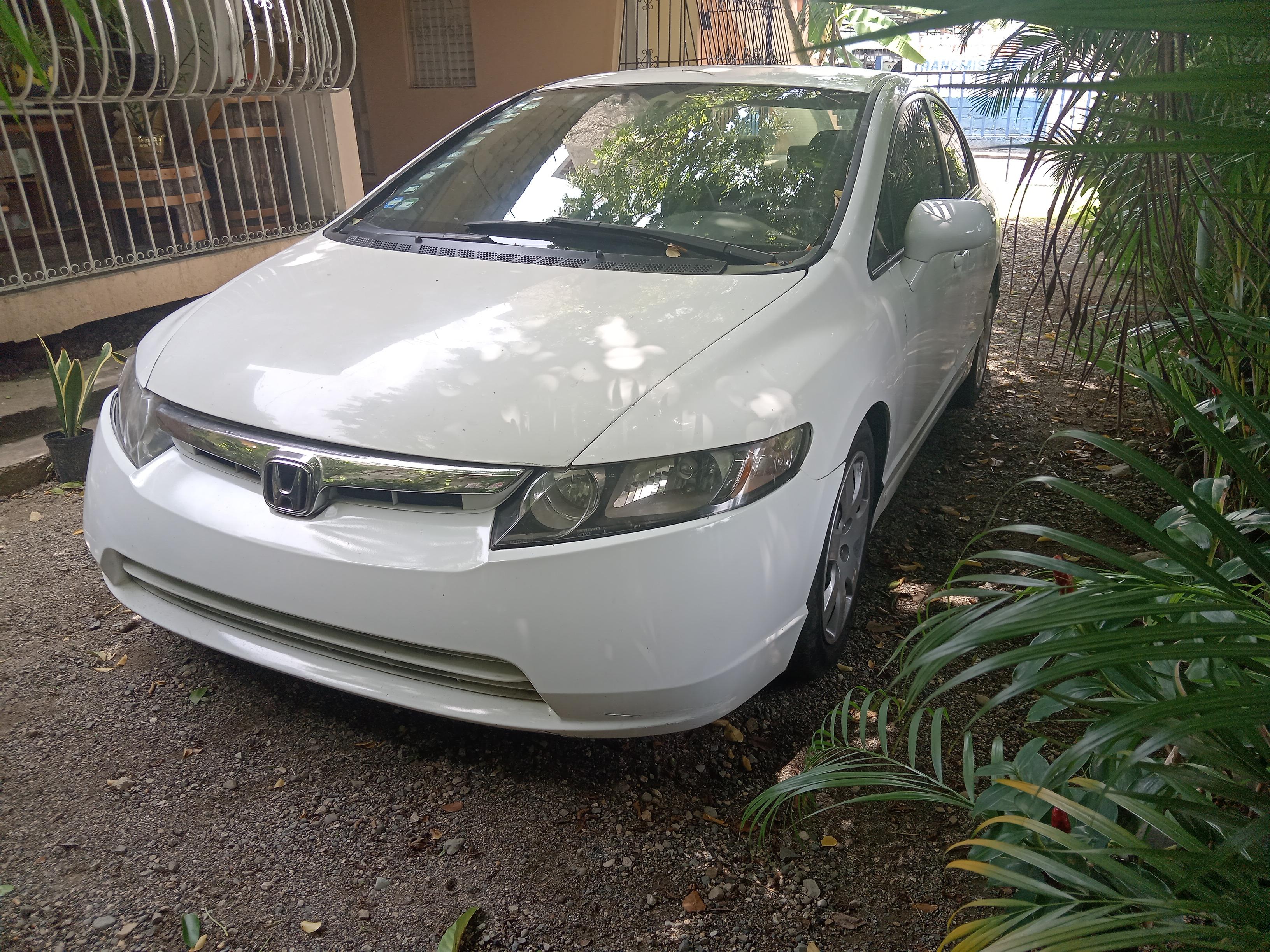 Honda Civic 2007. Versión Americana. Unico dueño en RD.   Foto 7280912-2.jpg