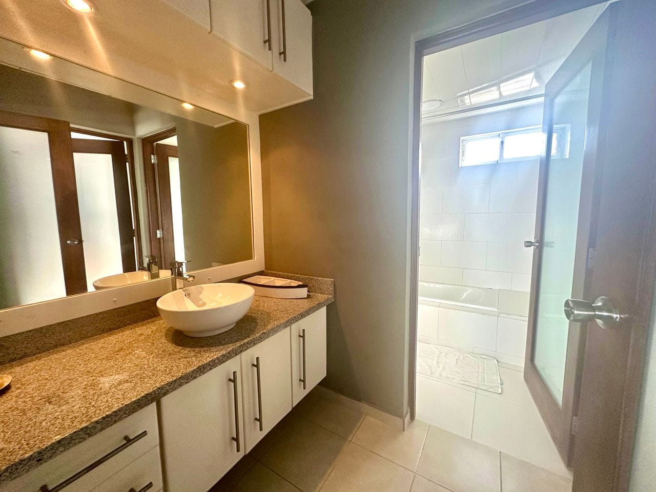 Apartamento de 2 Habitaciones en Venta en Juan Dolio.  Foto 7281015-8.jpg