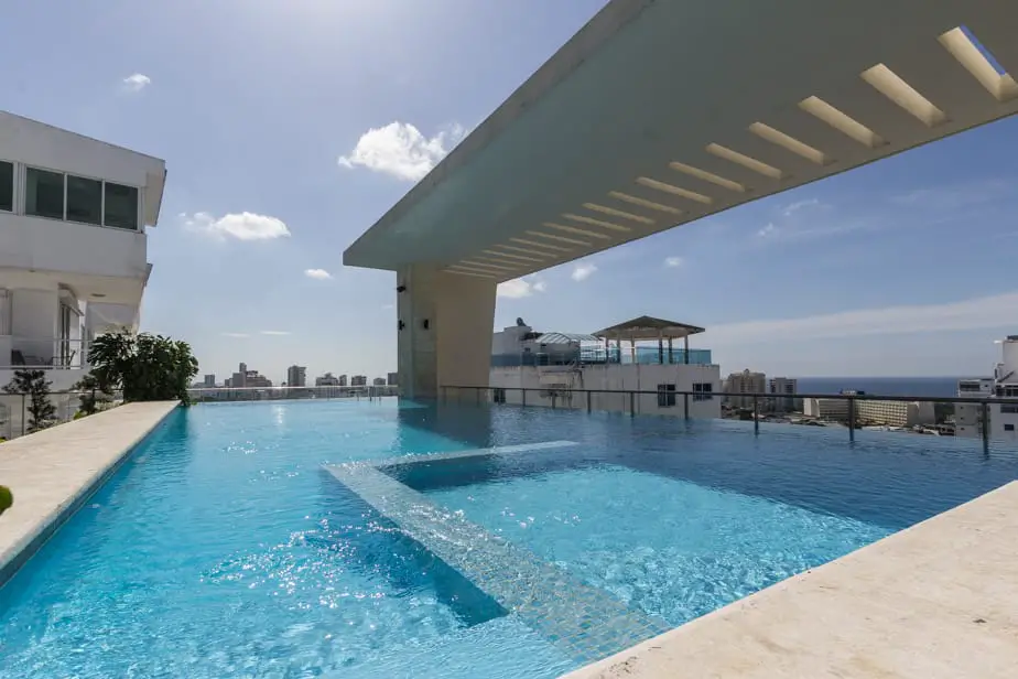 Apartamento en Torre Luxury en Urbanizacion Real  Foto 7281108-11.jpg