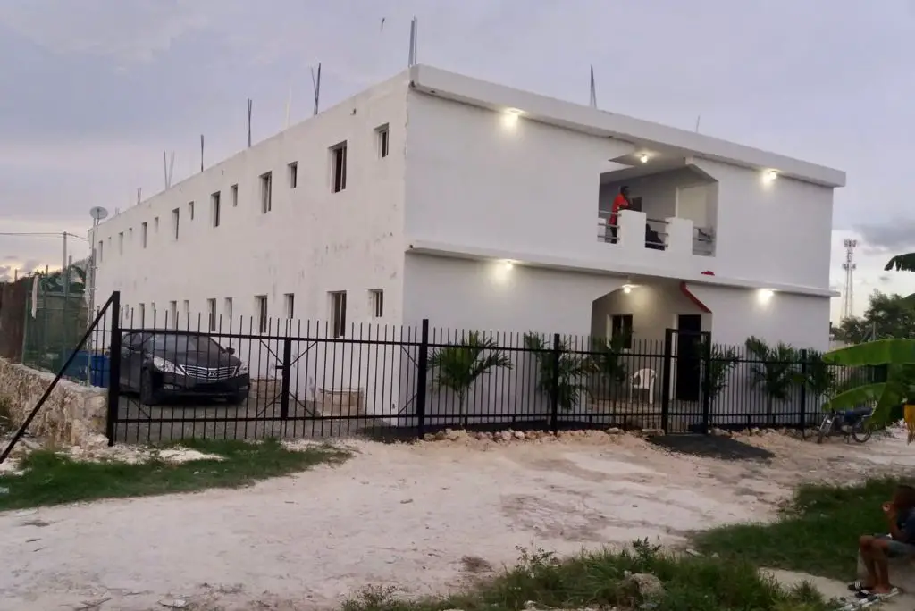 Edificio con 28 habitaciones en Altos de Friusa en Bávaro Foto 7281167-4.jpg
