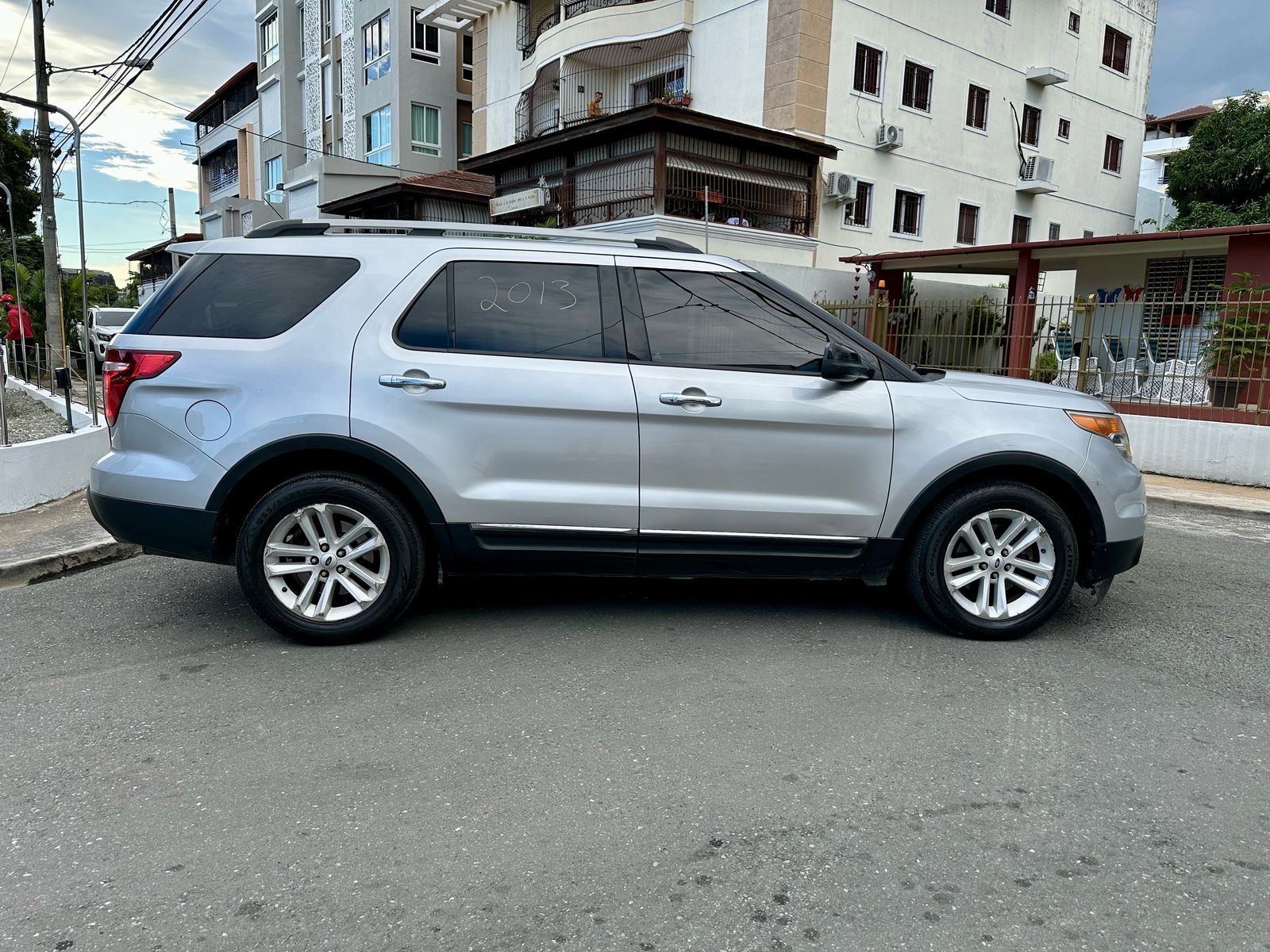 Ford explorer 2013 Foto 7281693-2.jpg