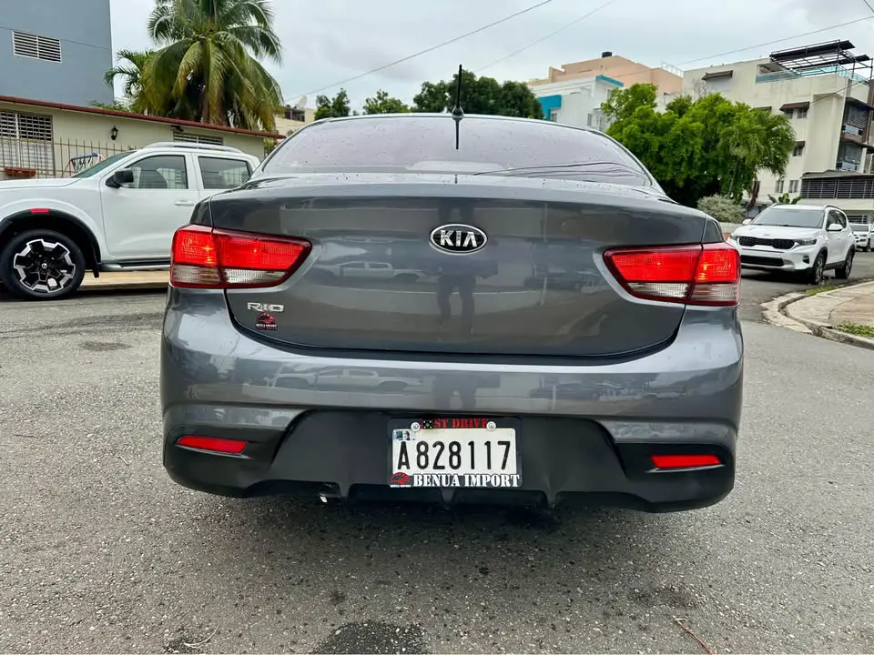 Kia Rio 2018    Foto 7281694-2.jpg
