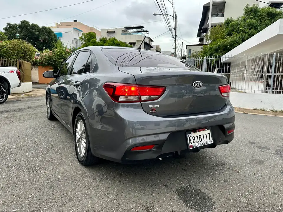 Kia Rio 2018    Foto 7281694-7.jpg