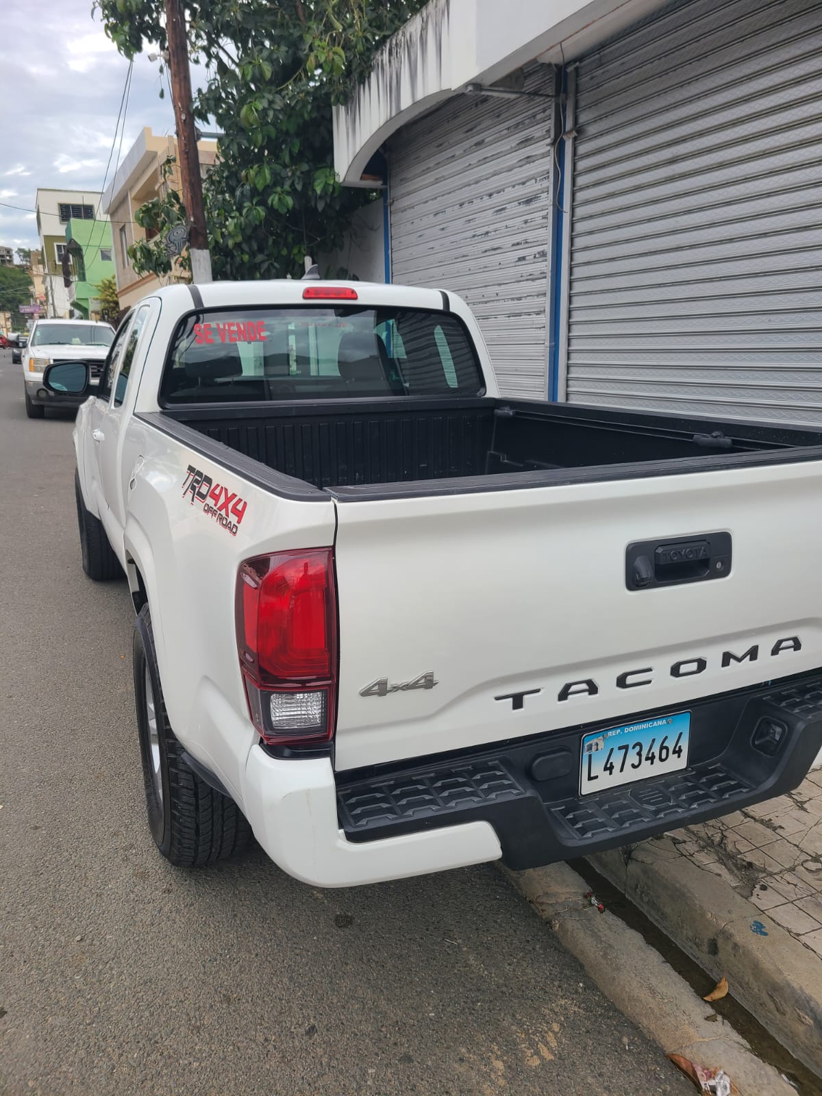 Toyota tacoma 4x4  en constanza  en La Vega Foto 7281703-9.jpg