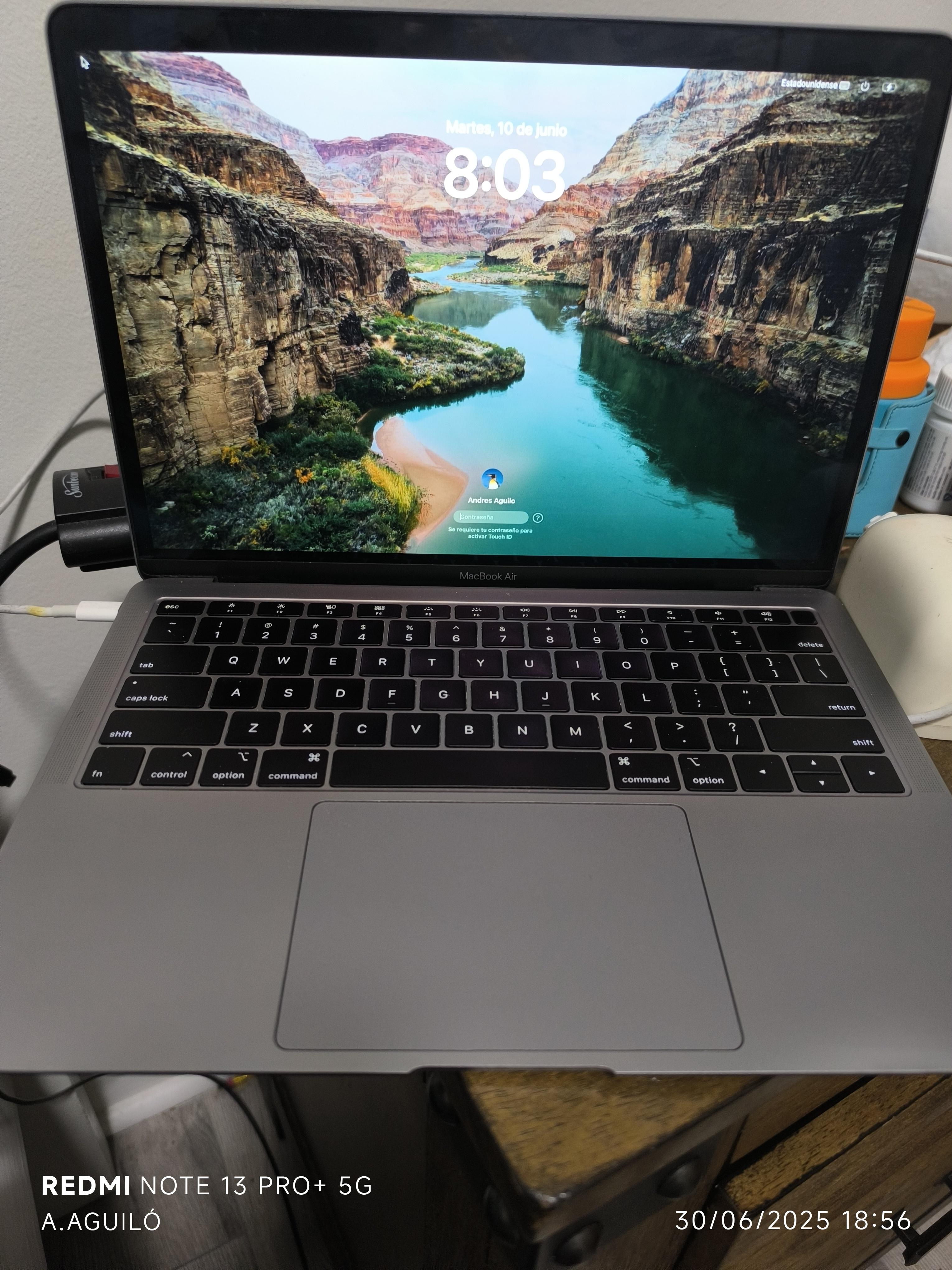 MacBook air 2019 en Santo Domingo Este Foto 7281932-5.jpg