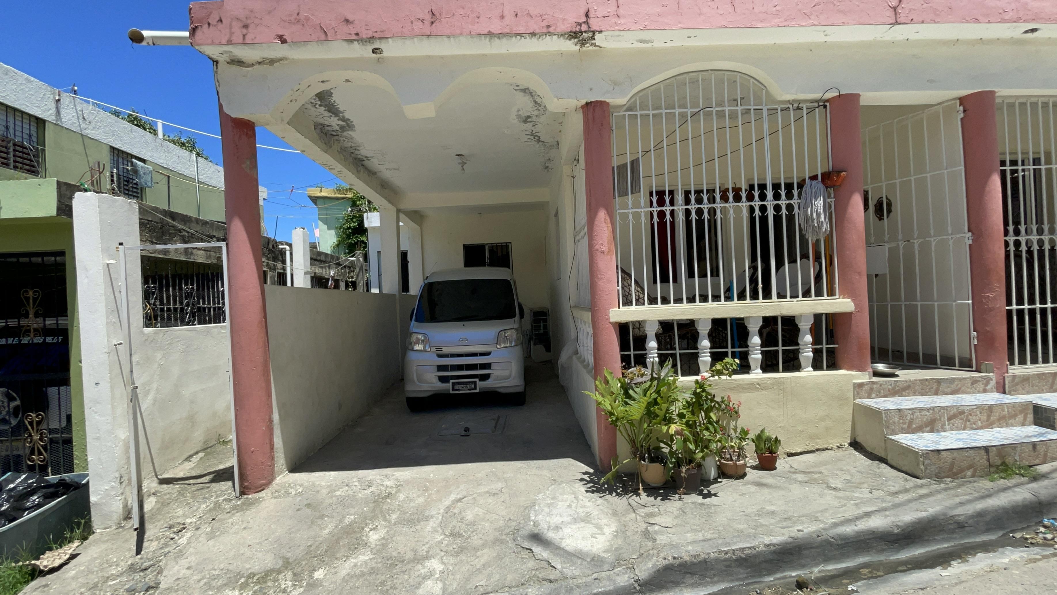 Vendo propiedad con 3 apartamentos en Haina  Foto 7281940-8.jpg