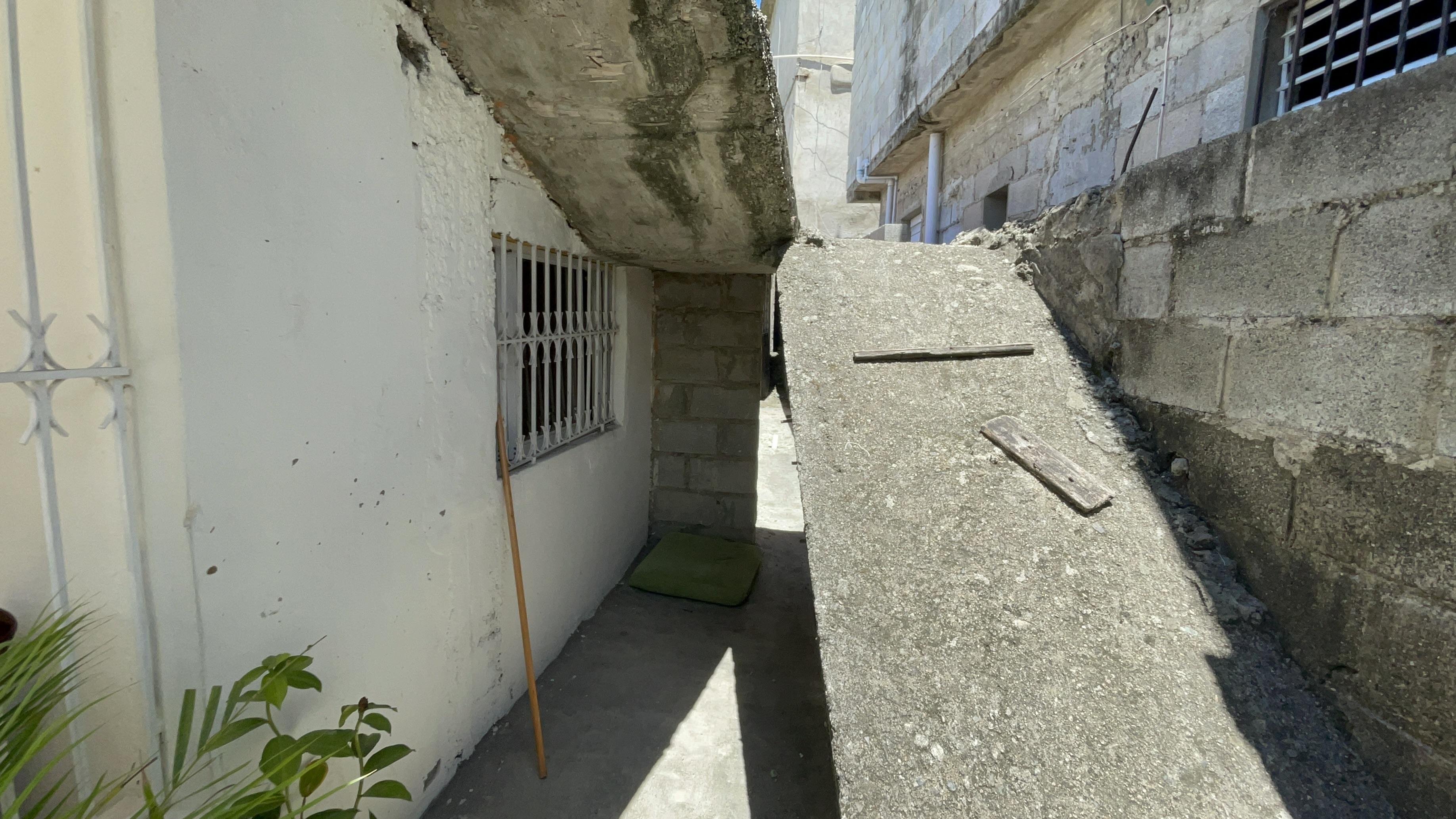 Vendo propiedad con 3 apartamentos en Haina  Foto 7281940-9.jpg
