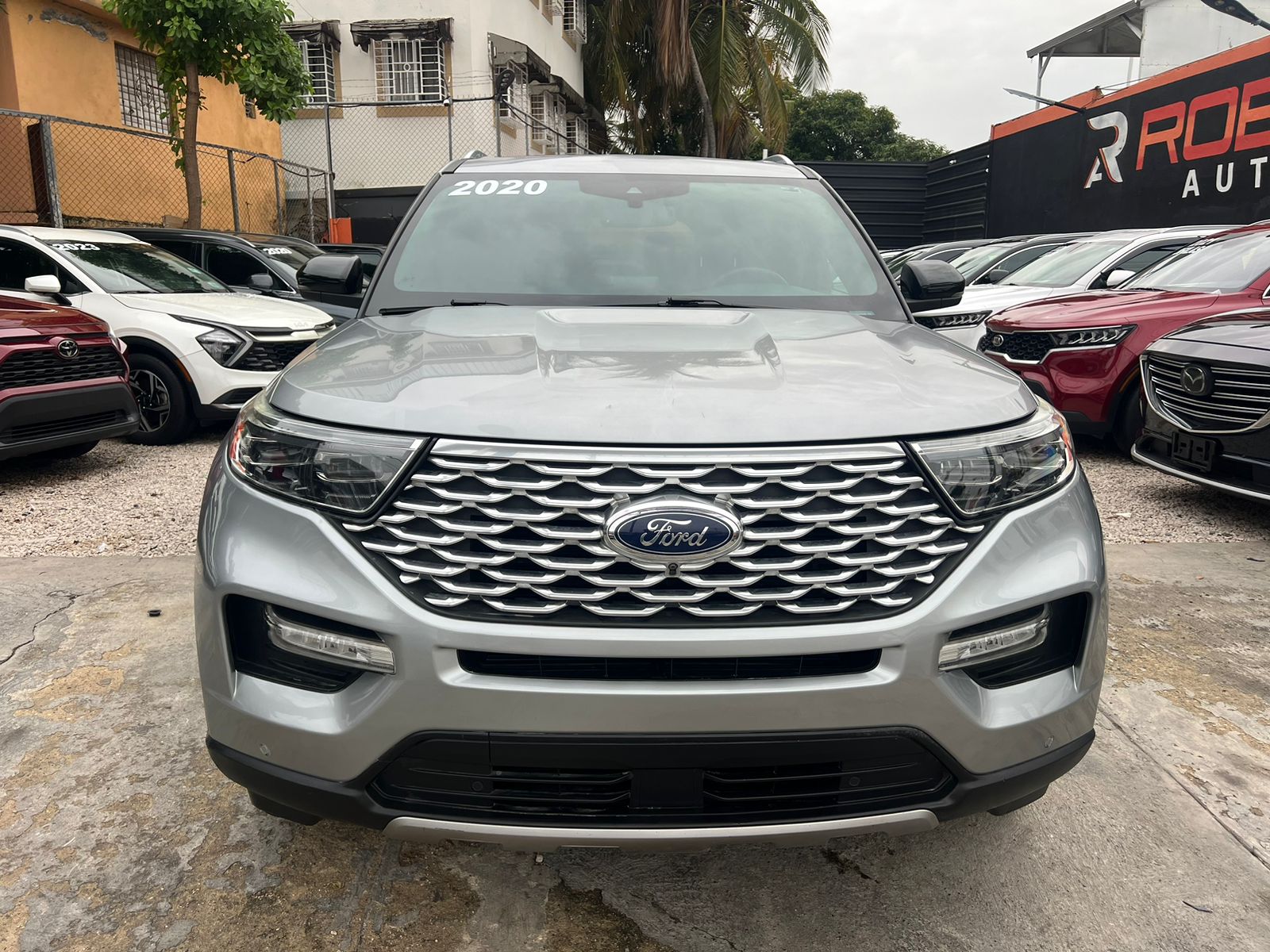 Ford Explorer platinum 4x4 2020 Foto 7283001-2.jpg
