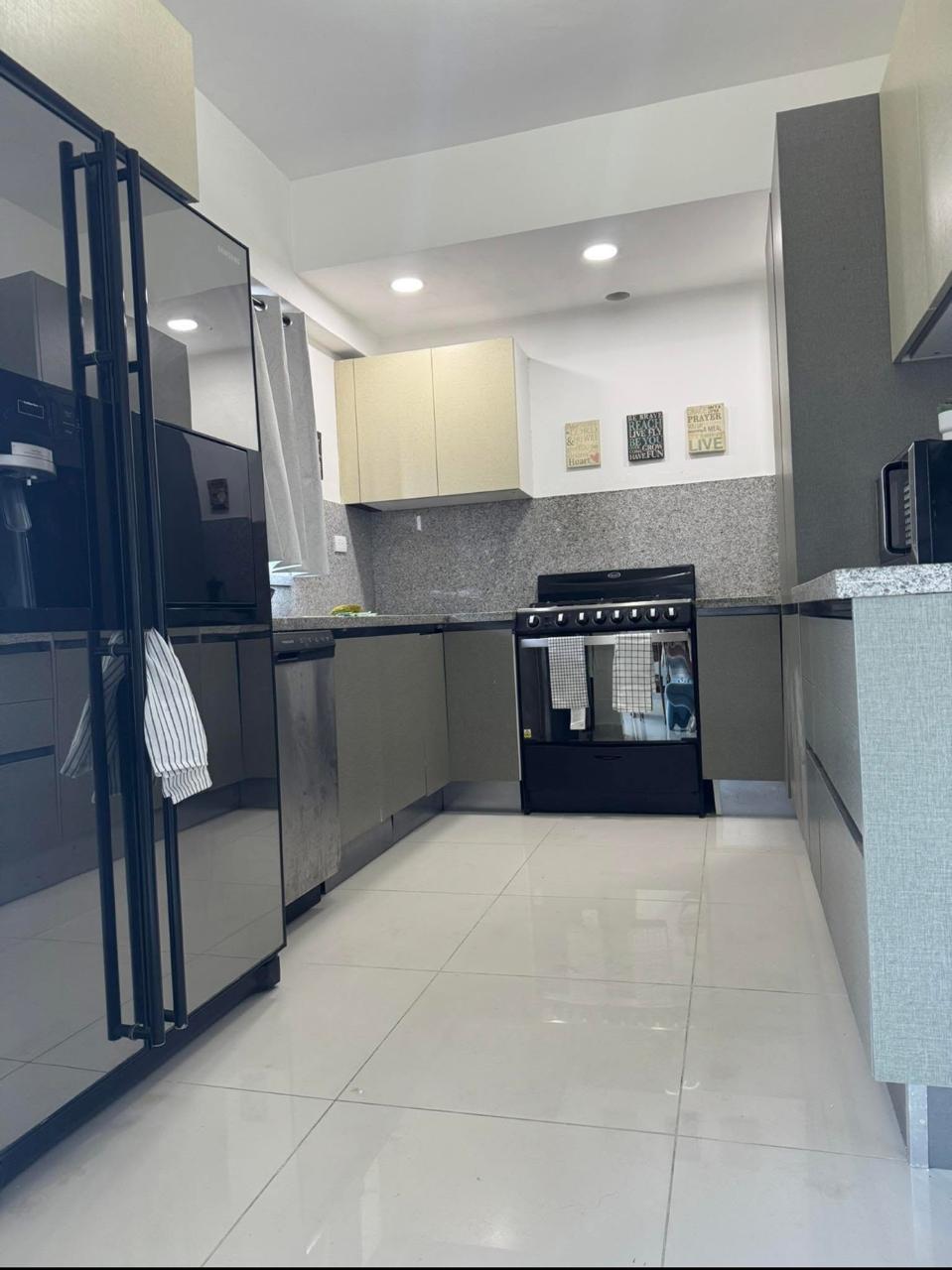 Apartamento de 3 Habitaciones en Venta en la Zona Universitaria.  Foto 7283836-5.jpg