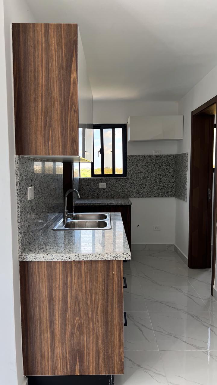Apartamento de 3 Habitaciones en Venta en la Av. Ecologica. Foto 7285958-3.jpg