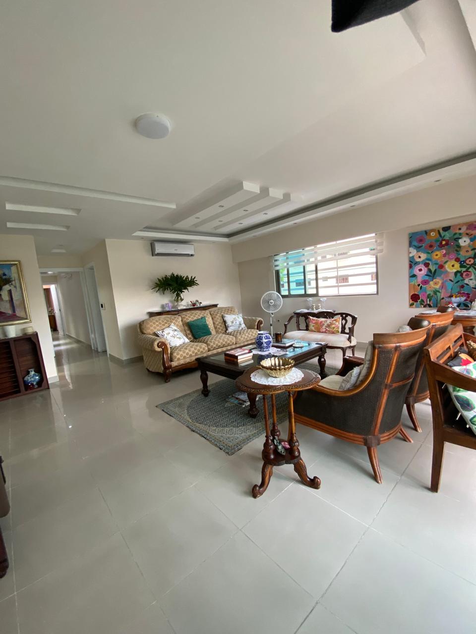 En Venta Apartamento en Evaristo Morales Foto 7286185-11.jpg