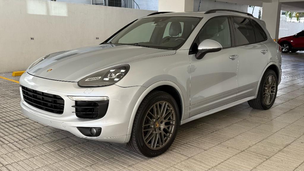 Porsche Cayenne Platinium Edition 2018 Foto 7286633-1.jpg