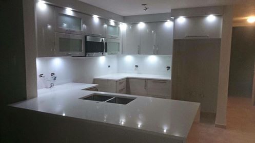 Gabinetes de cocina color blanco – Modernos y resistentes Foto 7286740-1.jpg
