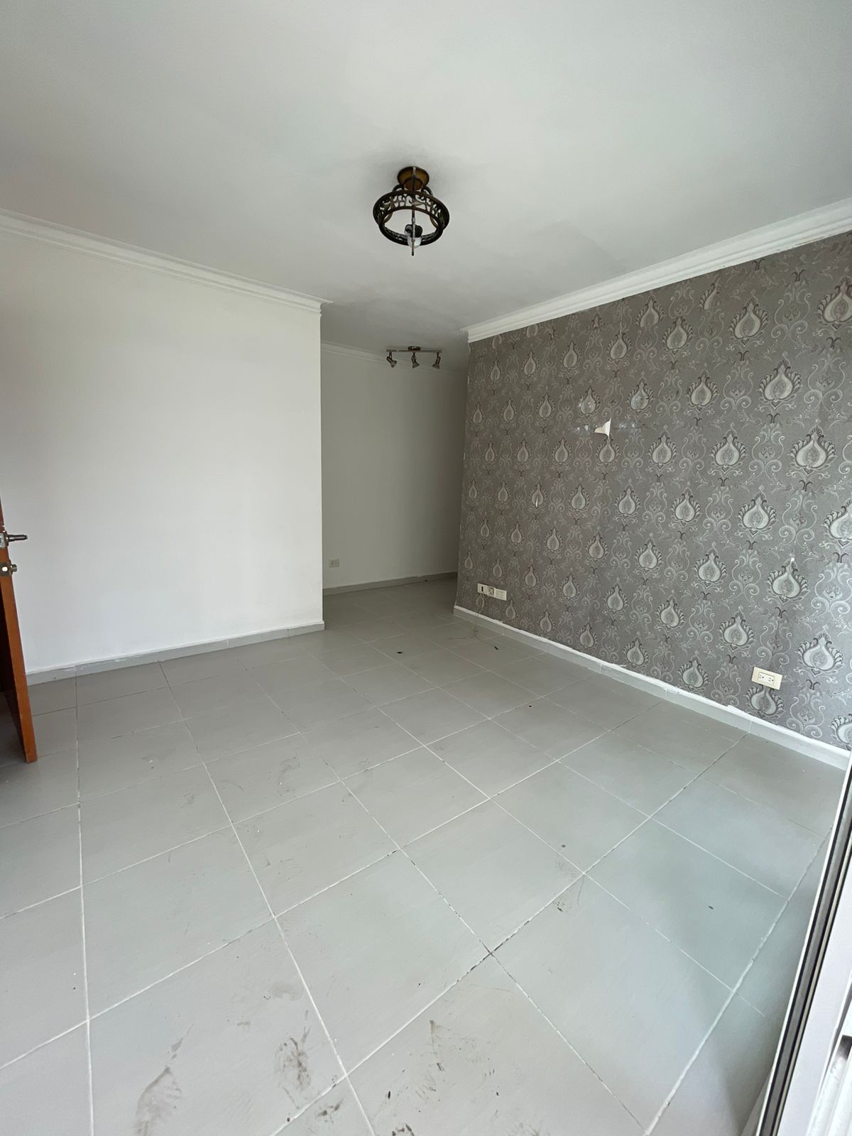 Apartamento de 3 Habitaciones en Venta en la Charles de Gaulle.  Foto 7287041-6.jpg