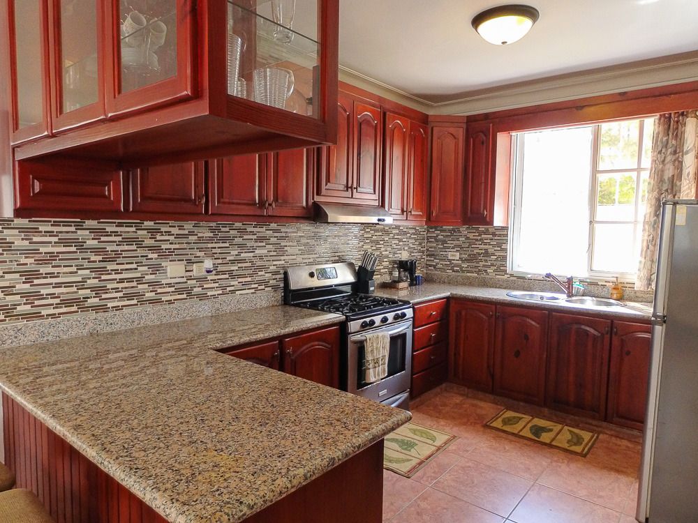 SE VENDE  en JUAN DOLIO  Villa de 2 Niveles Foto 7287072-8.jpg