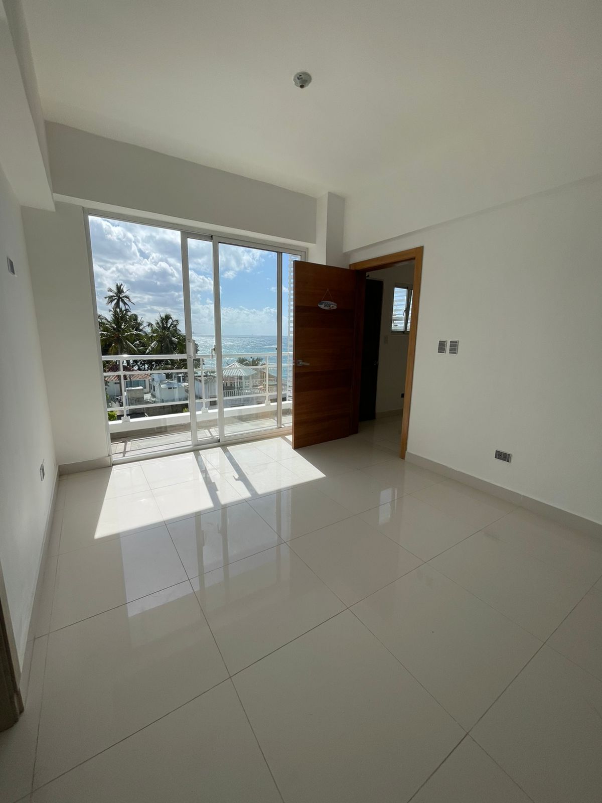 Apartamento en Venta en la Zona de Guayacanes.  Foto 7287108-4.jpg