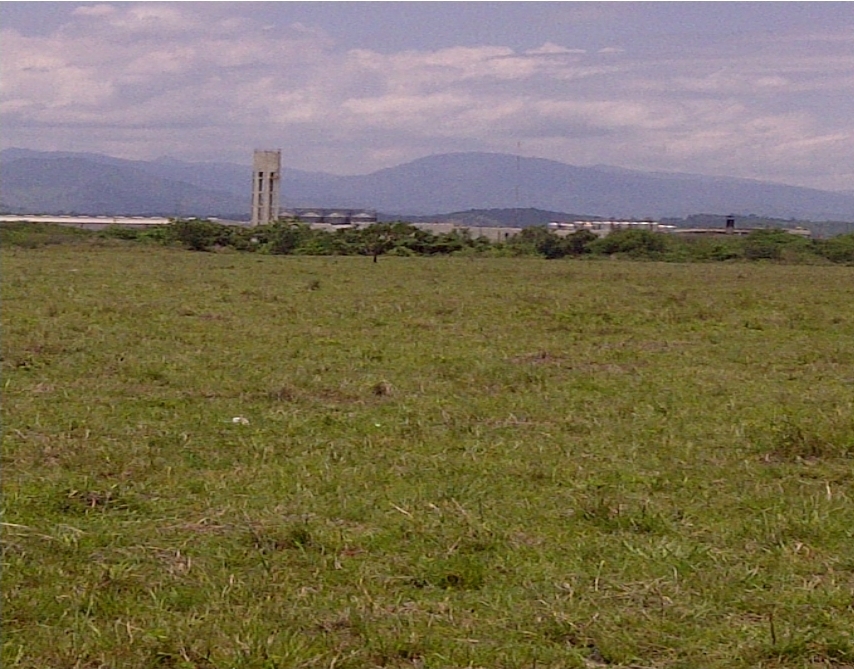 VENDO TERRENO DE 2000 MT2 FRENTE AL POLGONO INDUSTRIAL HATO NUEVO SERV Foto 7287723-6.jpg