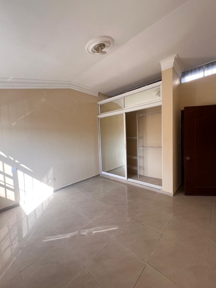 Casa en Alquiler en El Millón – Uso Comercial o Residencial Foto 7287988-14.jpg
