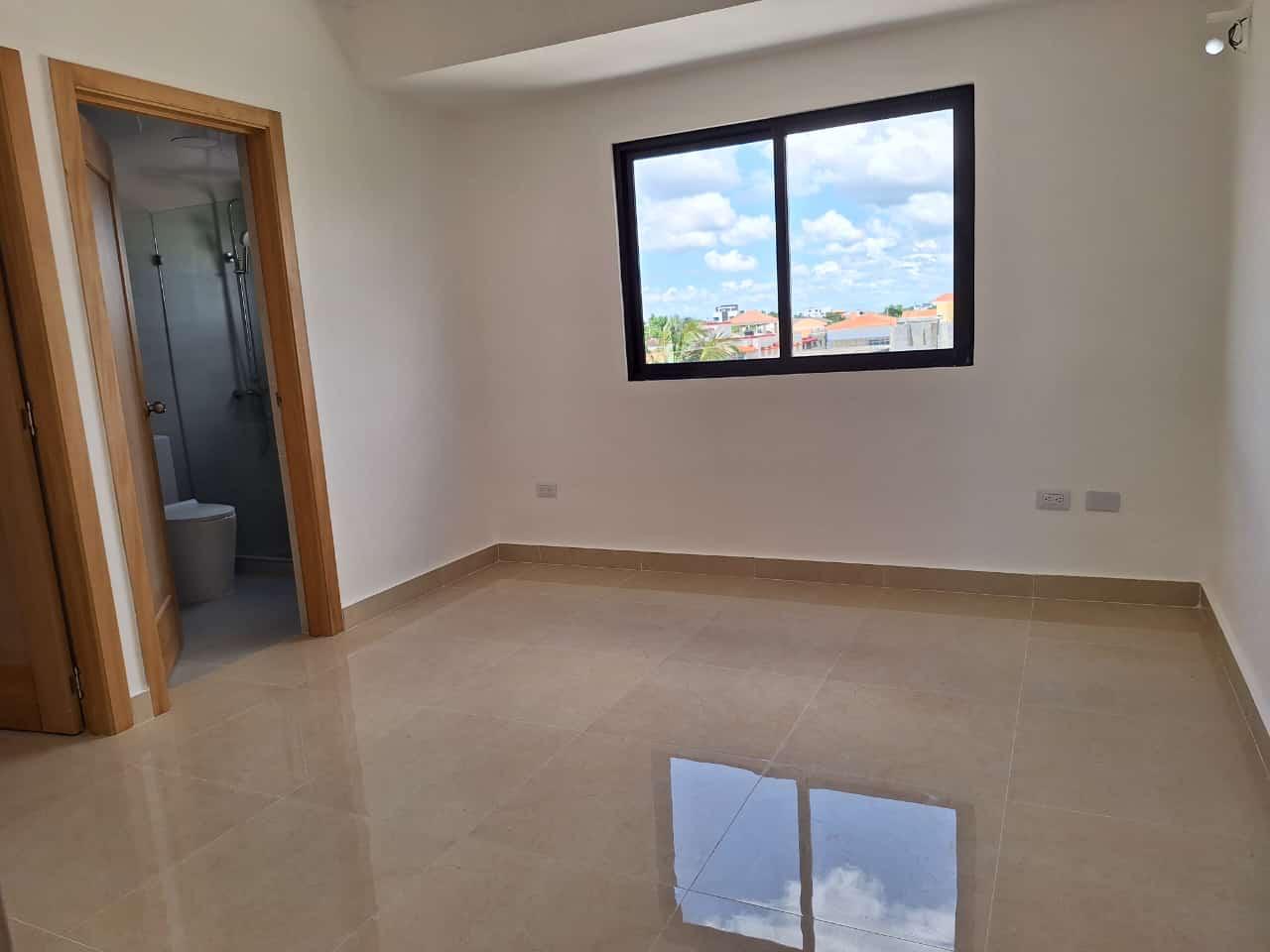 Apartamento de 3 Habitaciones en Venta en la Av. Ecologica. Foto 7288114-5.jpg