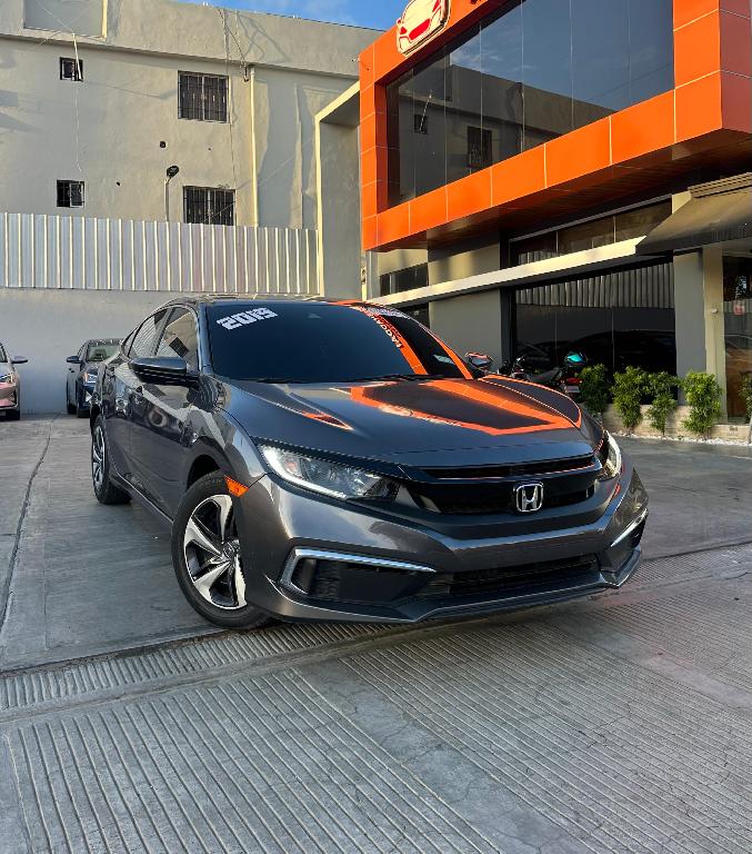 Honda civic 2019  LX Foto 7288457-1.jpg