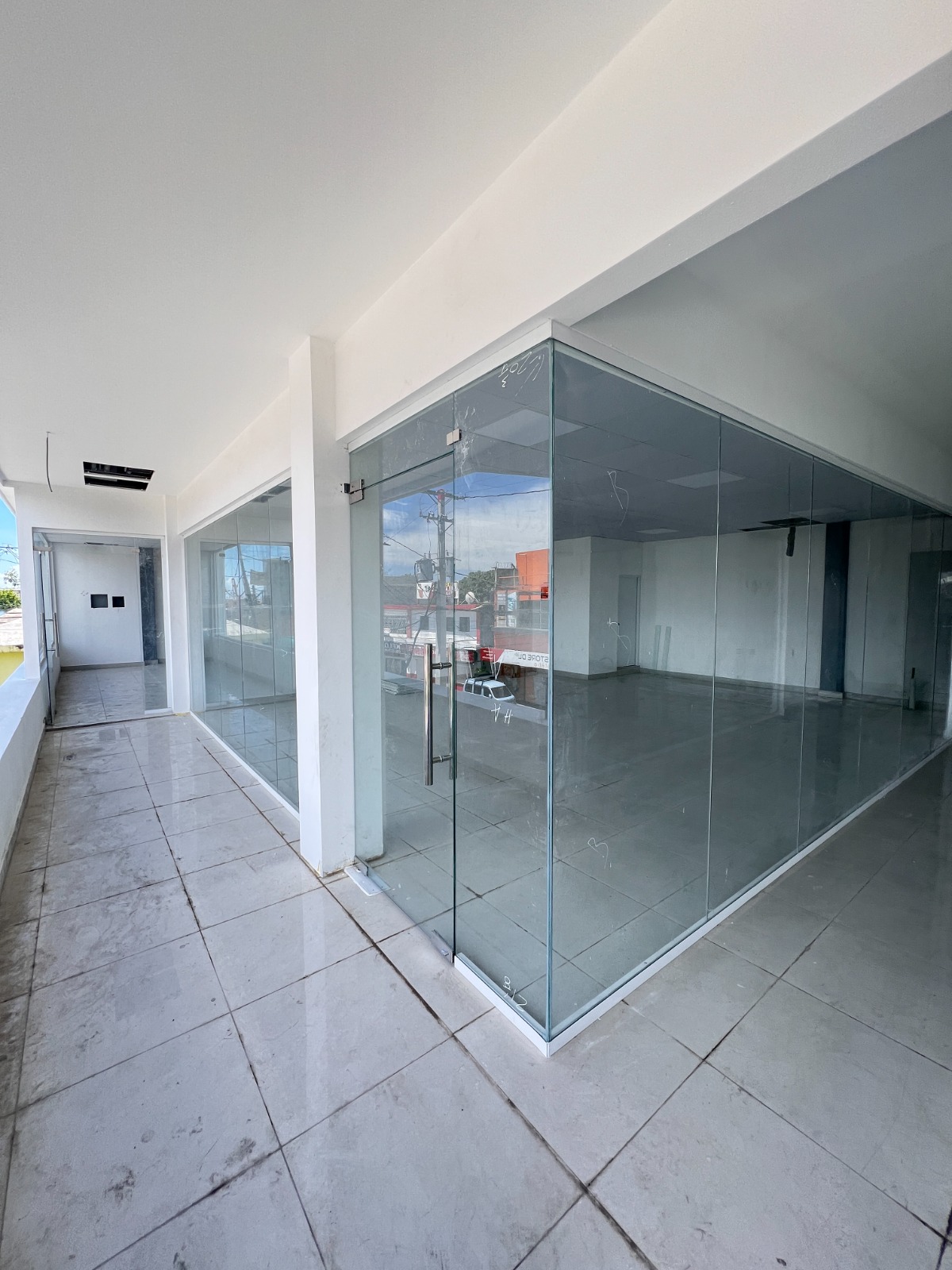 Locales Comerciales en Alquiler – Plaza Haina próximo al puerto  Foto 7289361-7.jpg