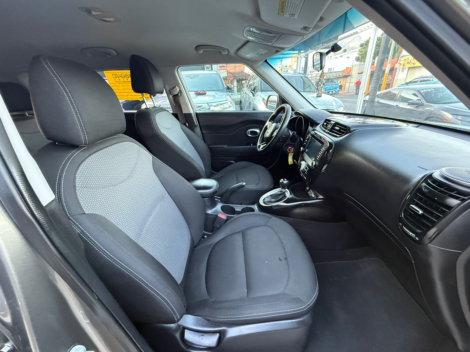 KIA SOUL LX 2019 Foto 7289479-9.jpg