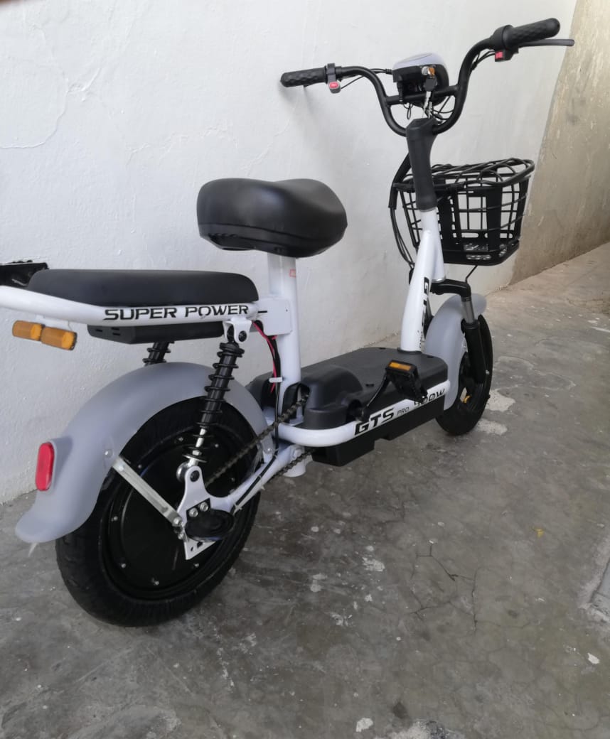 BICICLETA PATINETA SCOTTER ELECTRICA DE 2 ASIENTOS  Foto 7289662-2.jpg