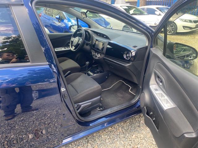 TOYOTA VITZ RECIEN IMPORTADO AÑO 2019 EXCELENTES CONDICIONES Foto 7290440-10.jpg