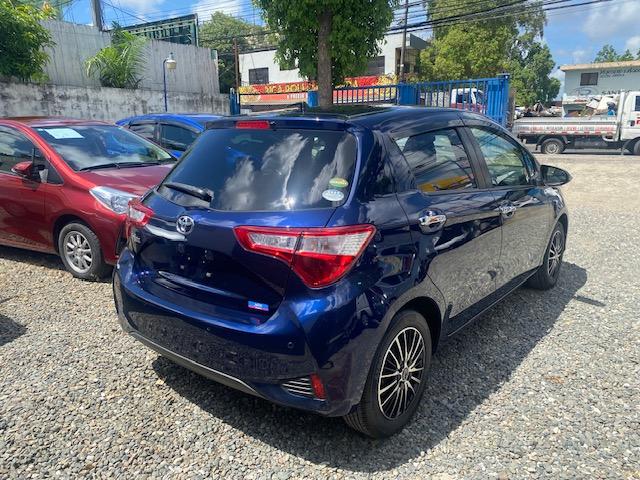 TOYOTA VITZ RECIEN IMPORTADO AÑO 2019 EXCELENTES CONDICIONES Foto 7290440-3.jpg