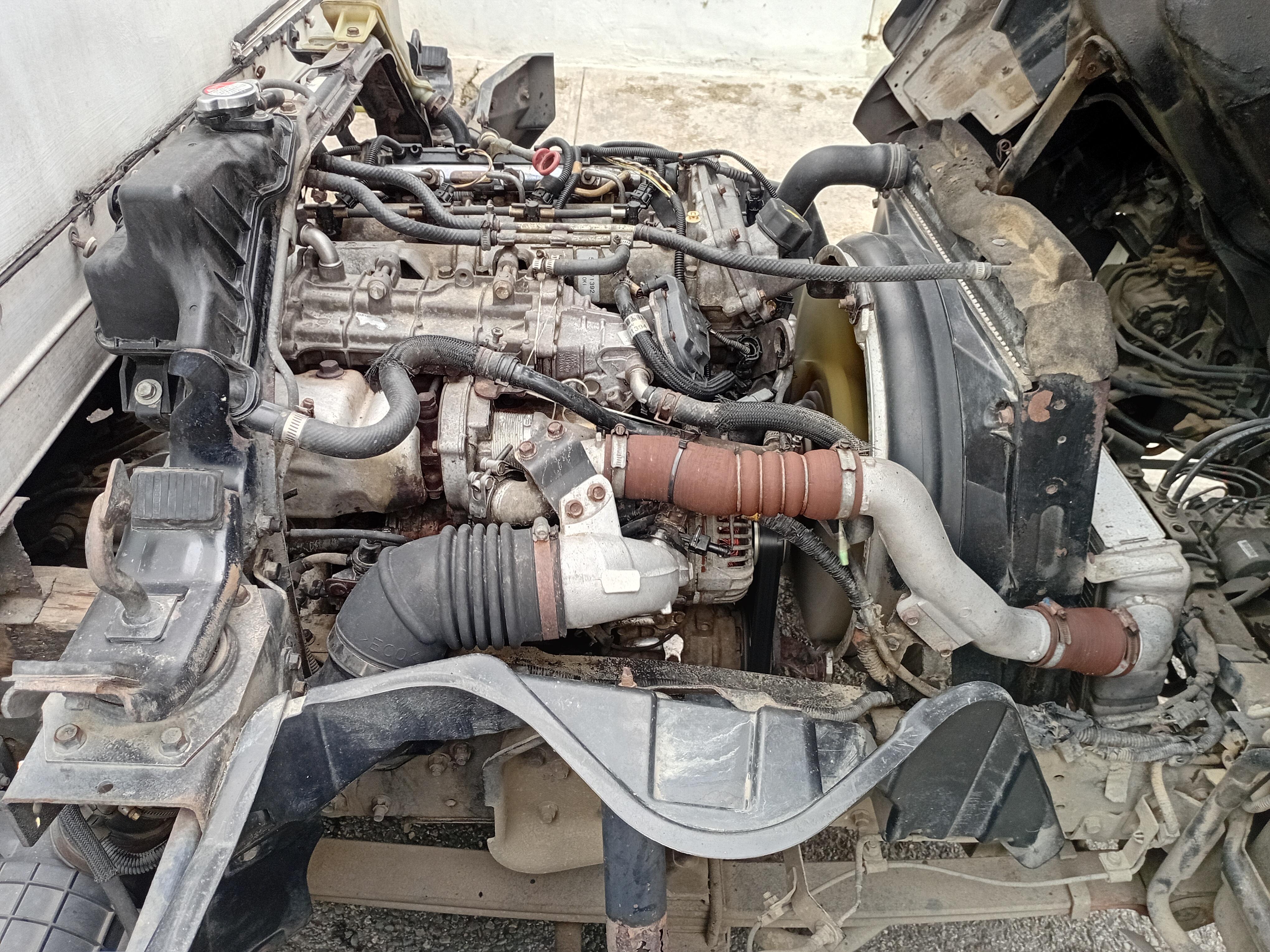 Mitsubishi fuso 2012 con traspaso incluido  en Duarte Foto 7291026-5.jpg