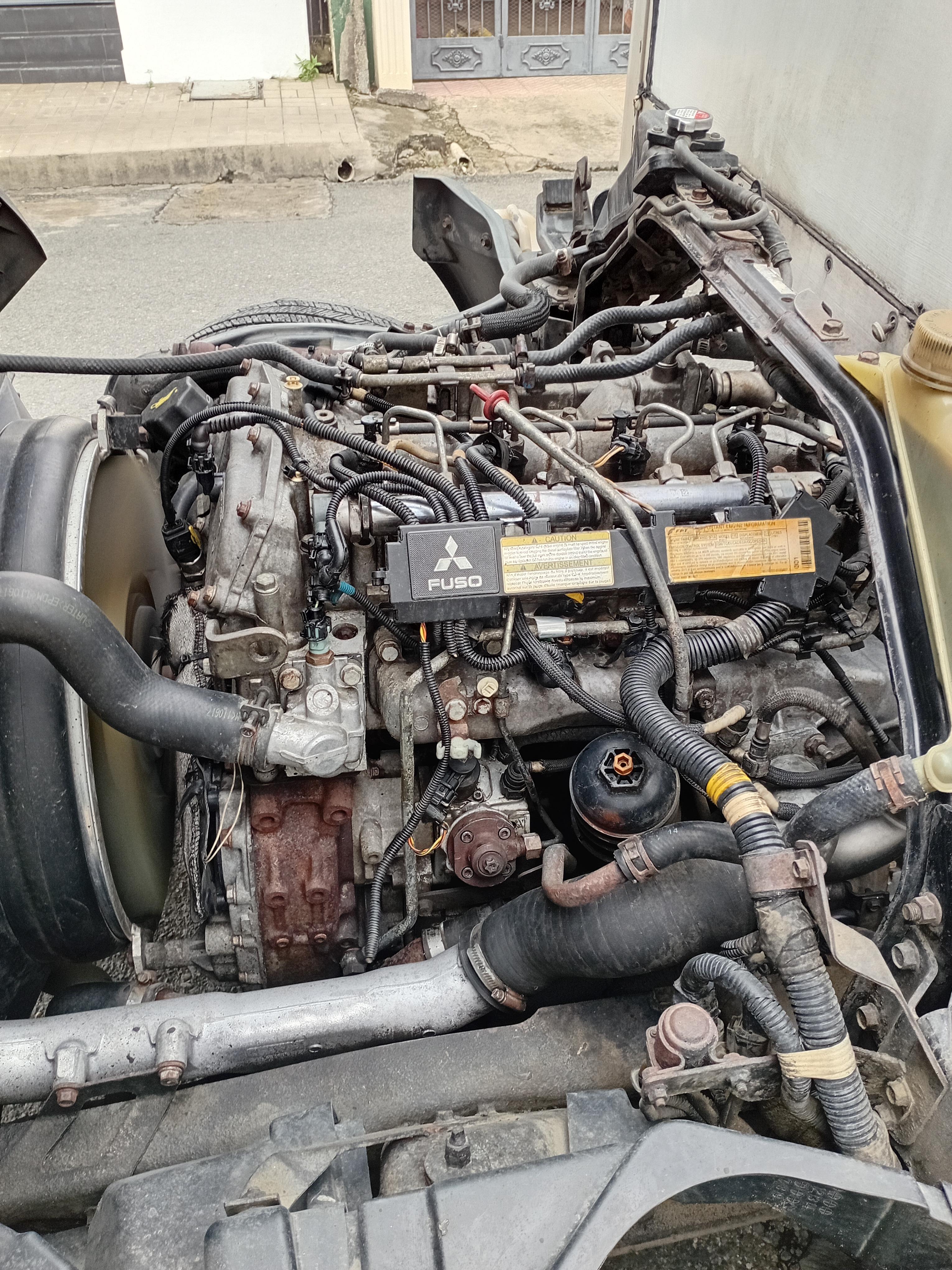 Mitsubishi fuso 2012 con traspaso incluido  en Duarte Foto 7291026-7.jpg