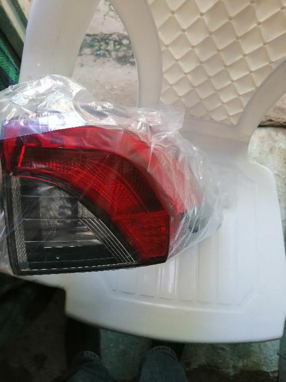 Micas para Toyota RAV4 XLE 2019/24 Nuevo original derecho  Foto 7291445-1.jpg