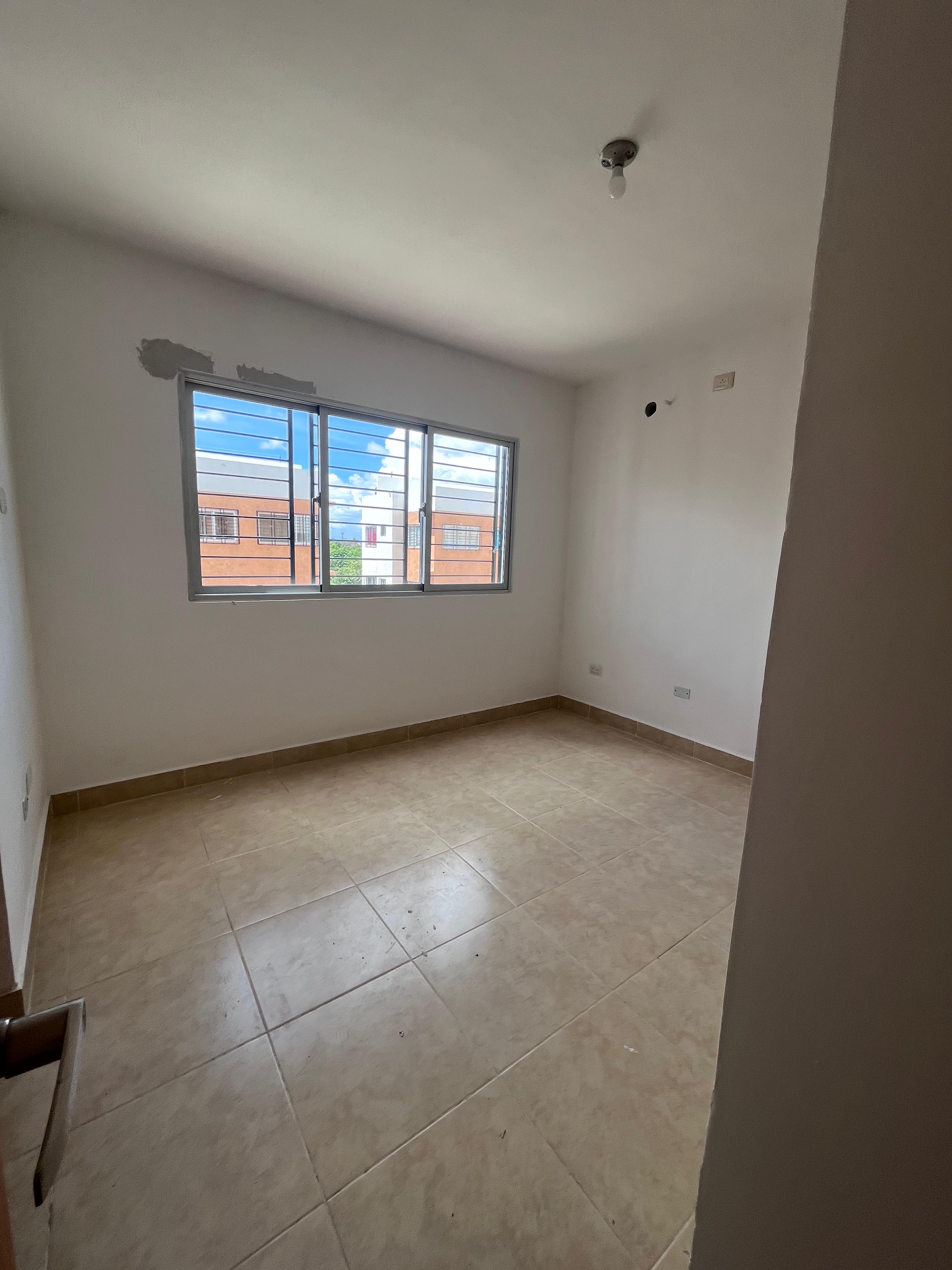 ???? Apartamento con Terraza Privada en Alquiler – La Avanzada San Isi Foto 7291644-2.jpg