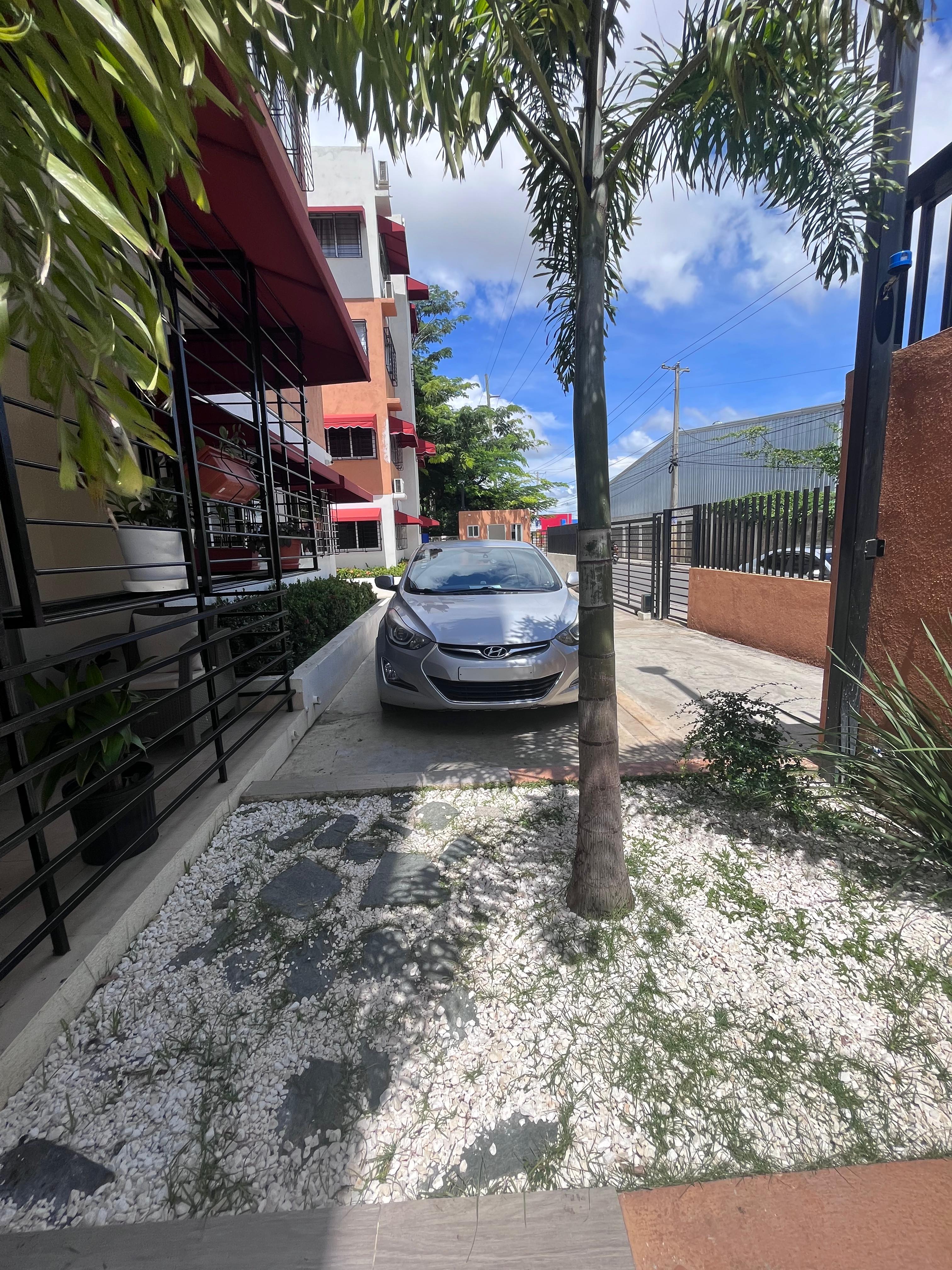 ???? Apartamento con Terraza Privada en Alquiler – La Avanzada San Isi Foto 7291644-5.jpg