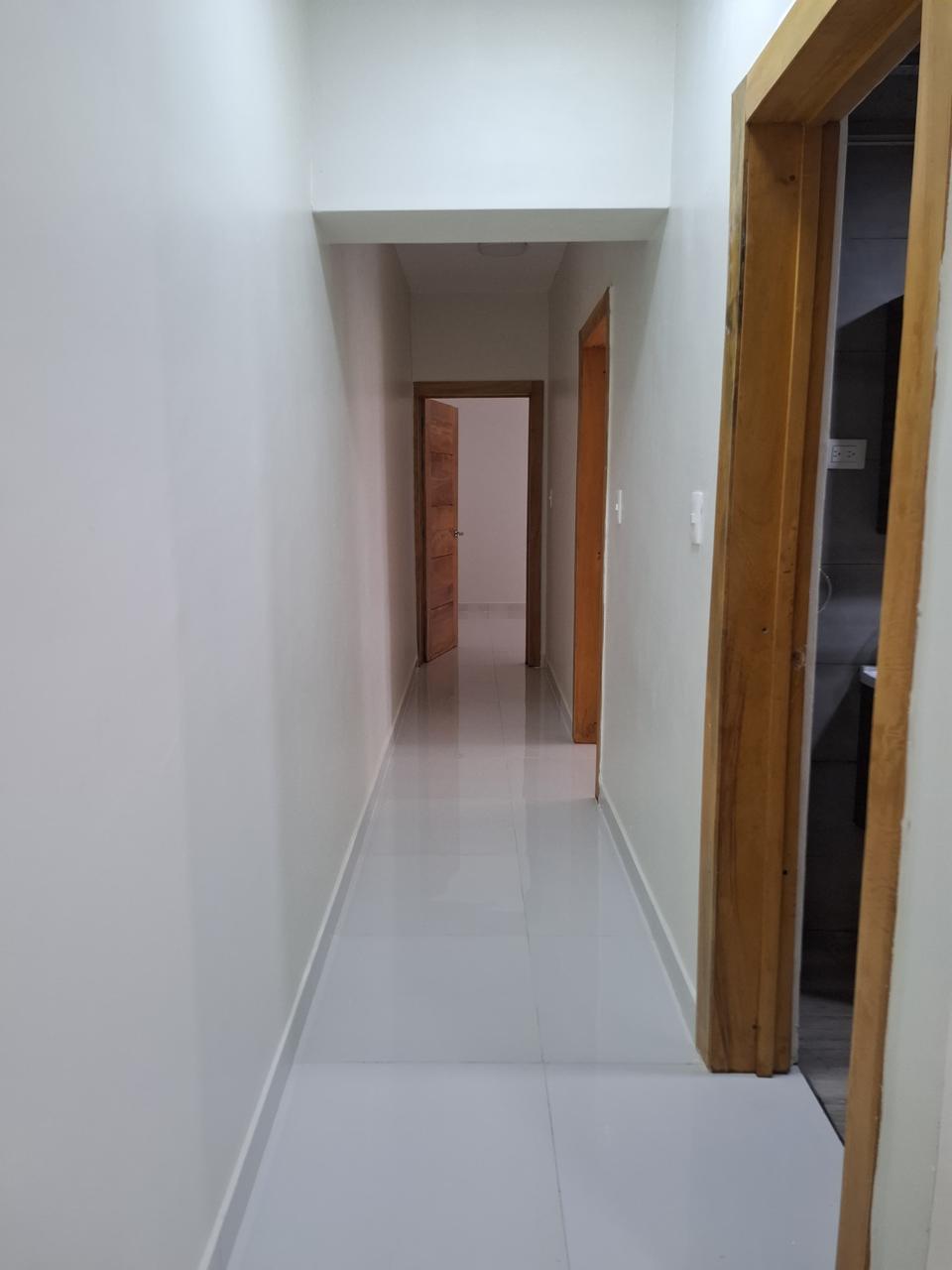 Rento apartamento nuevo a estrenar en el Vergel 4to piso con ascensor  Foto 7291653-4.jpg