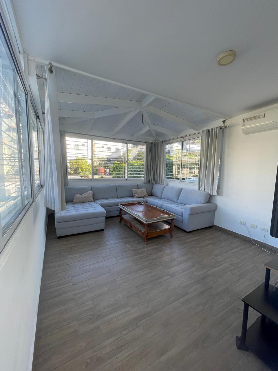 Apartamento de 2 Habitaciones en Venta en la Av. Independencia.  Foto 7291729-4.jpg