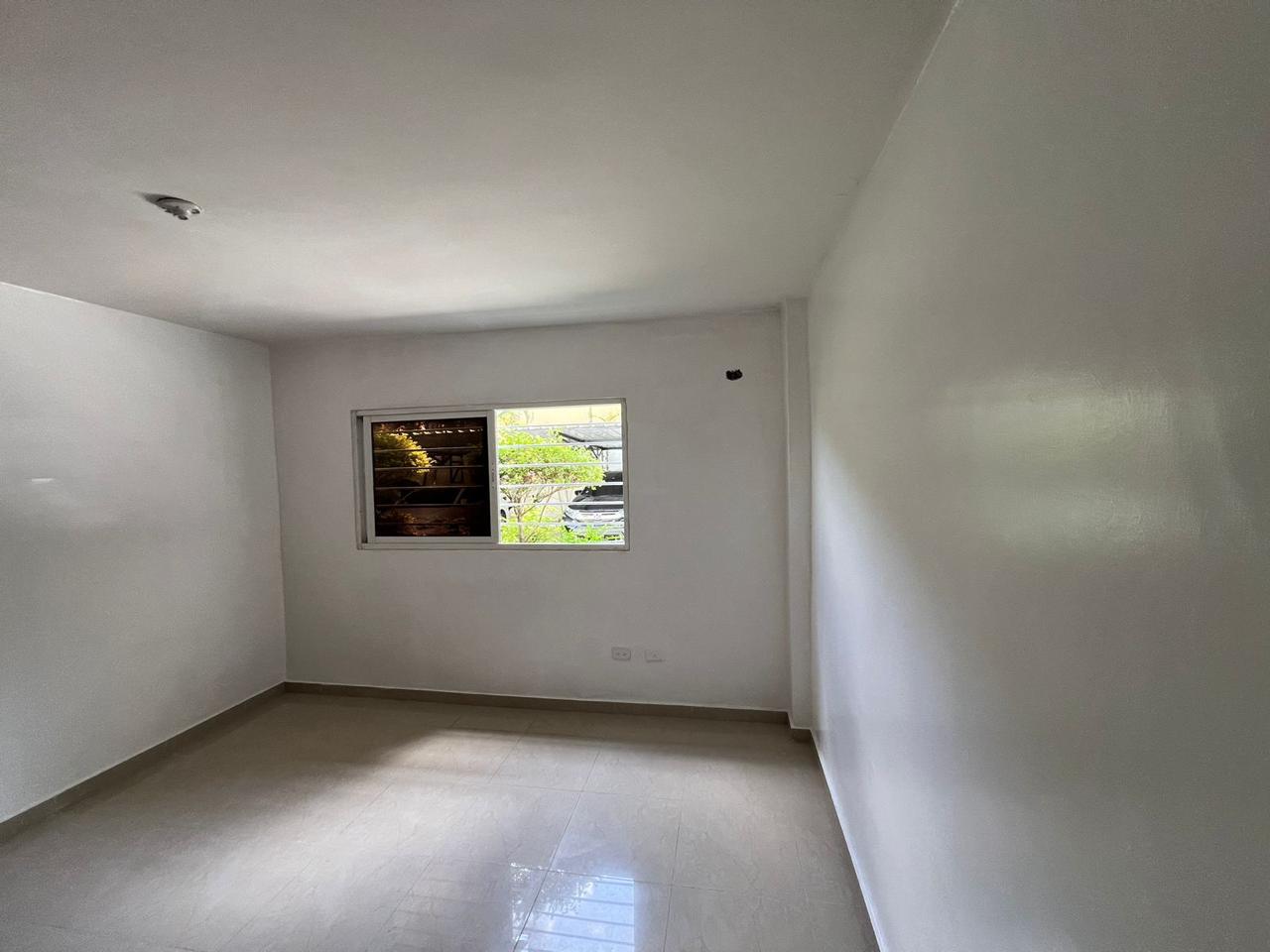 Apartamento de 3 Habitaciones en Venta en el Ensanche Isabelita.  Foto 7292390-4.jpg