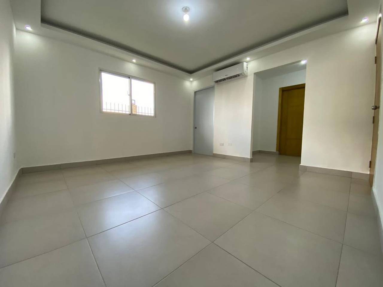 Apartamentos de 100 m con terraza o patio privado No dejes pasar esta  Foto 7292443-10.jpg