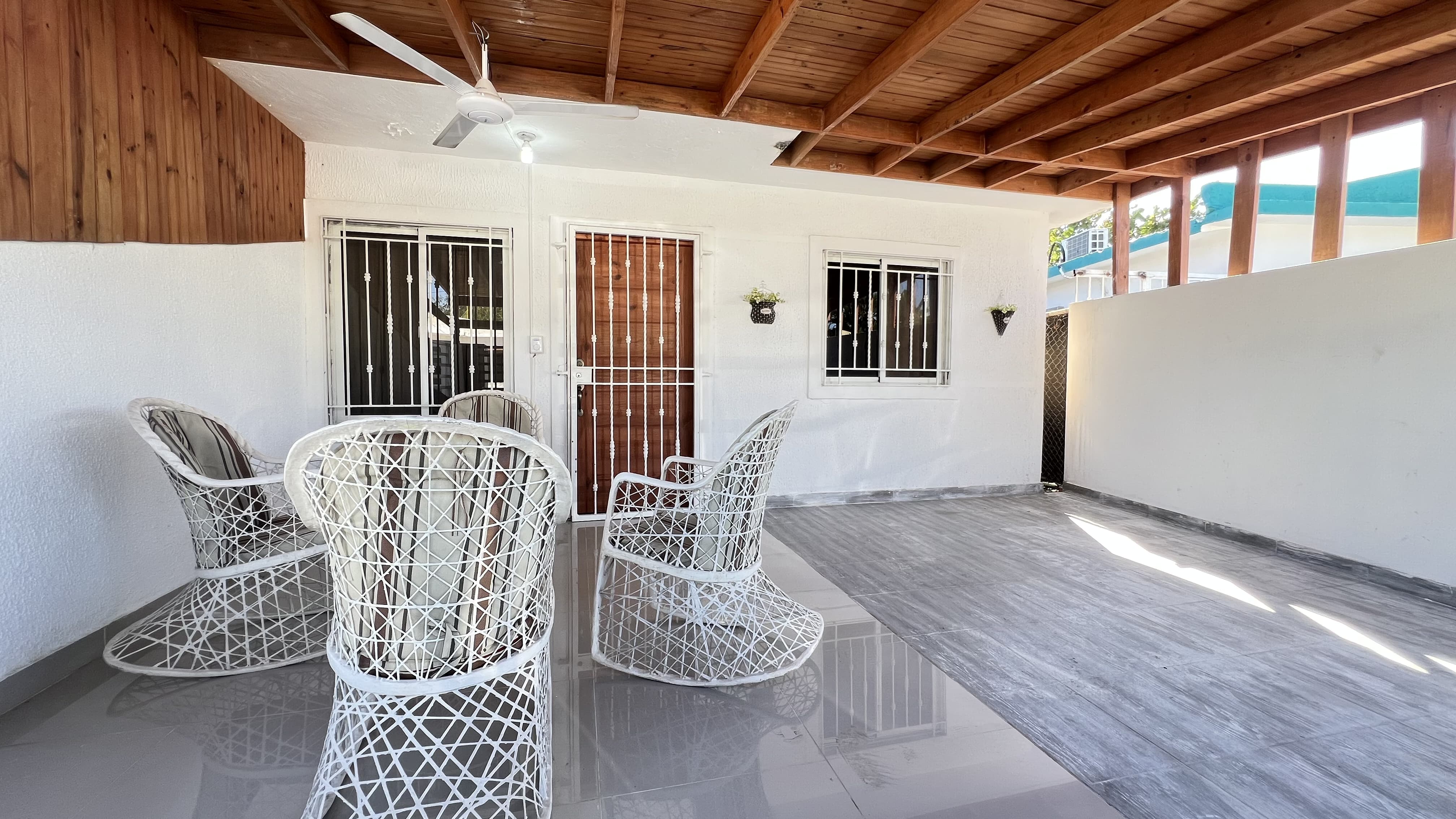 ???? Villa de Oportunidad en Punta Cana – Full Amueblada con Piscina P Foto 7292446-11.jpg