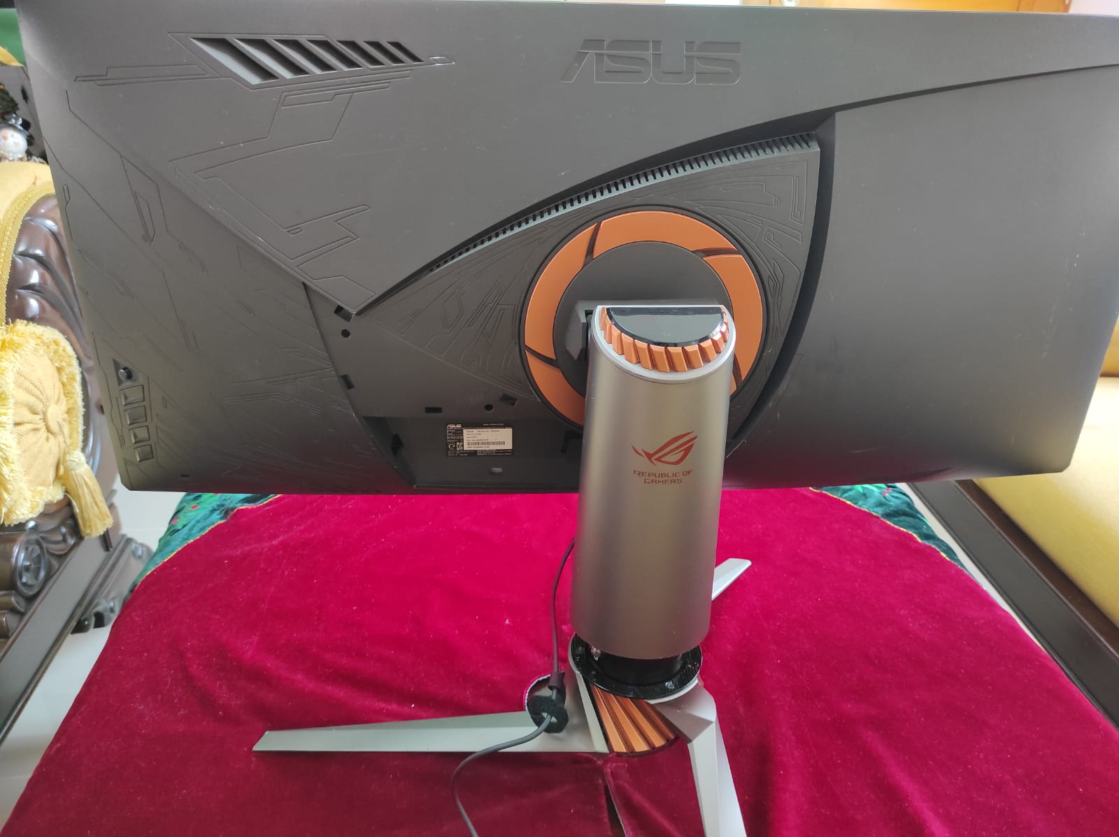  ASUS ROG Gaming Monitor PG348Q 34 Foto 7293239-2.jpg