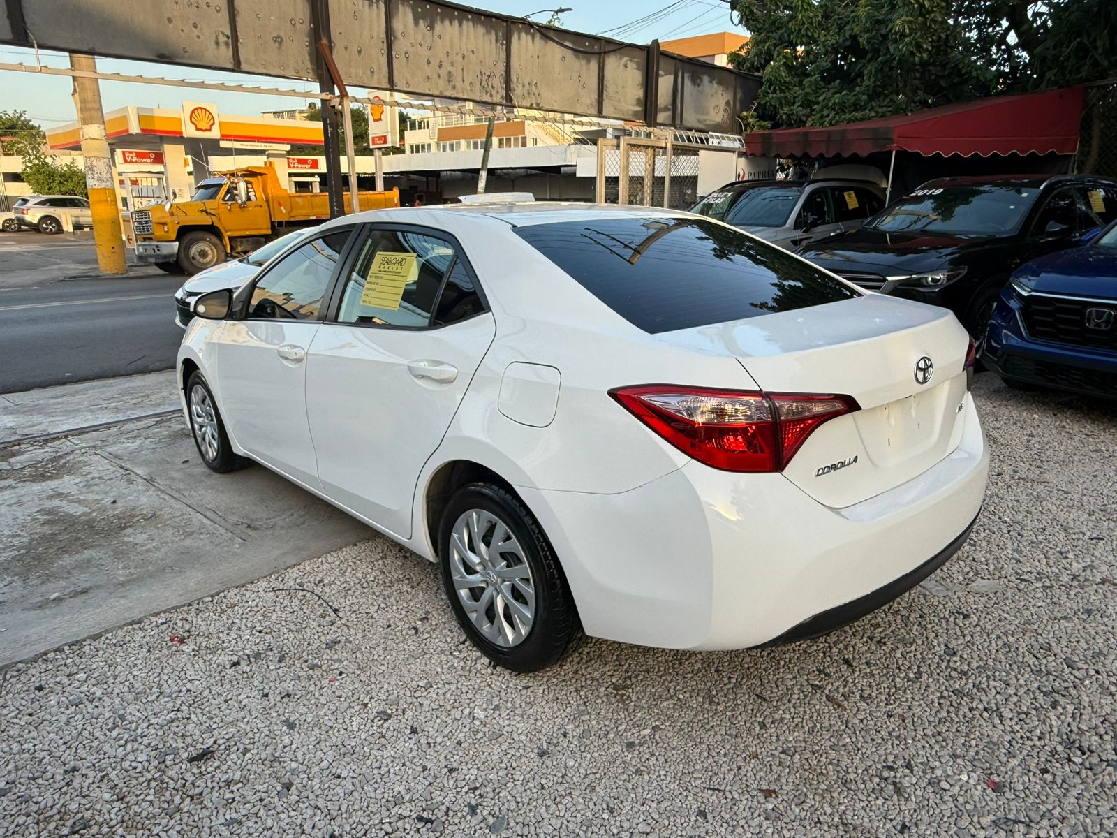 Toyota Corolla LE 2019  en Santo Domingo Este Foto 7293428-6.jpg