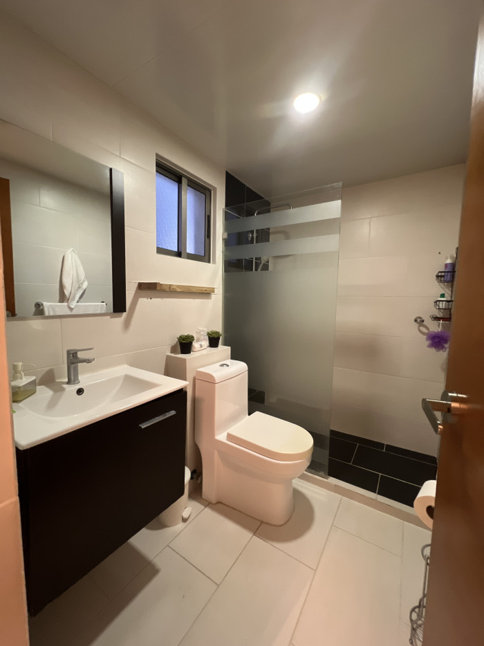 Apartamento en Alquiler 3 HABS – Evaristo Morales Santo Domingo Foto 7294072-10.jpg